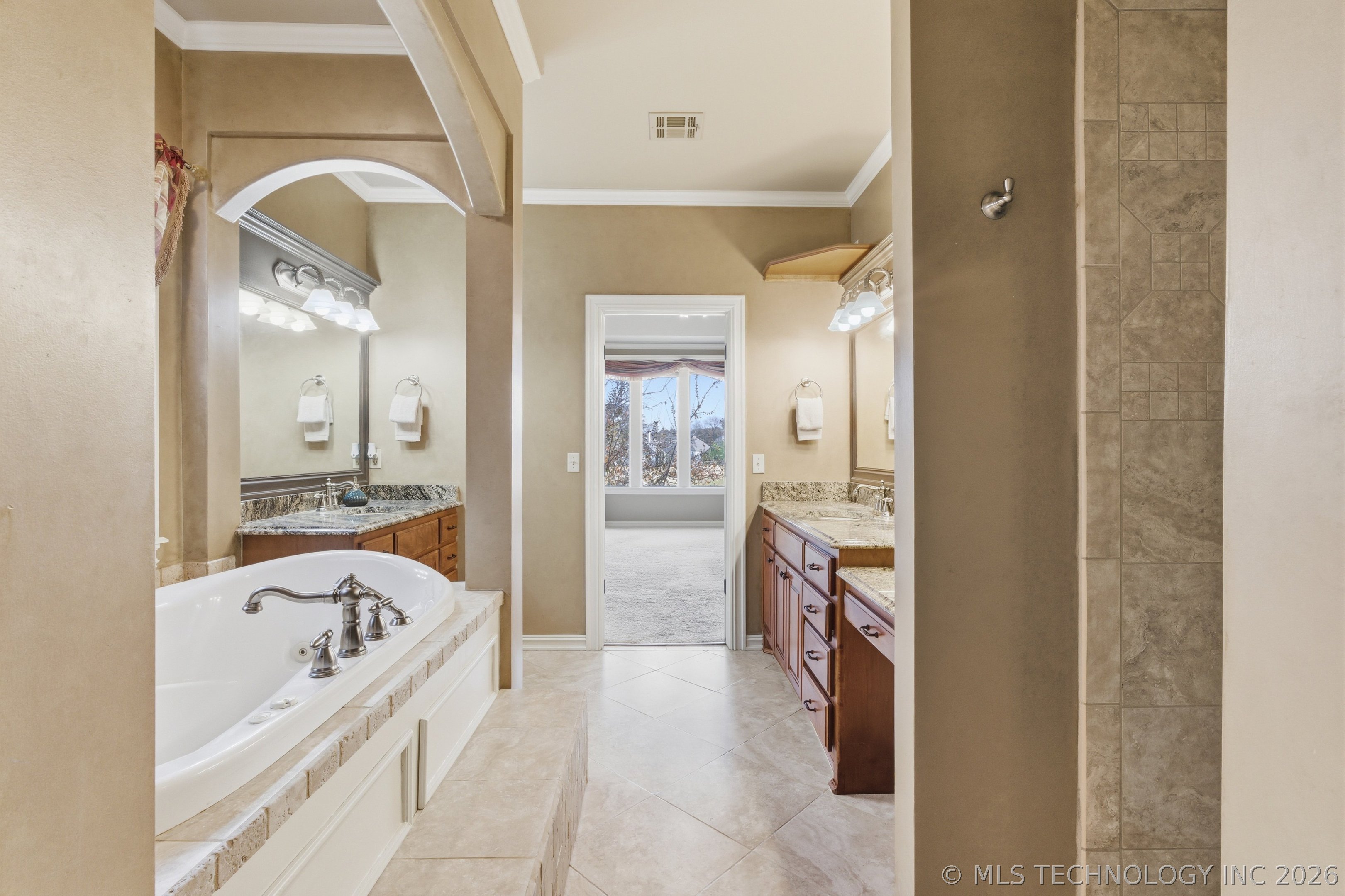 2609 E 138th Street S Property Photo 25