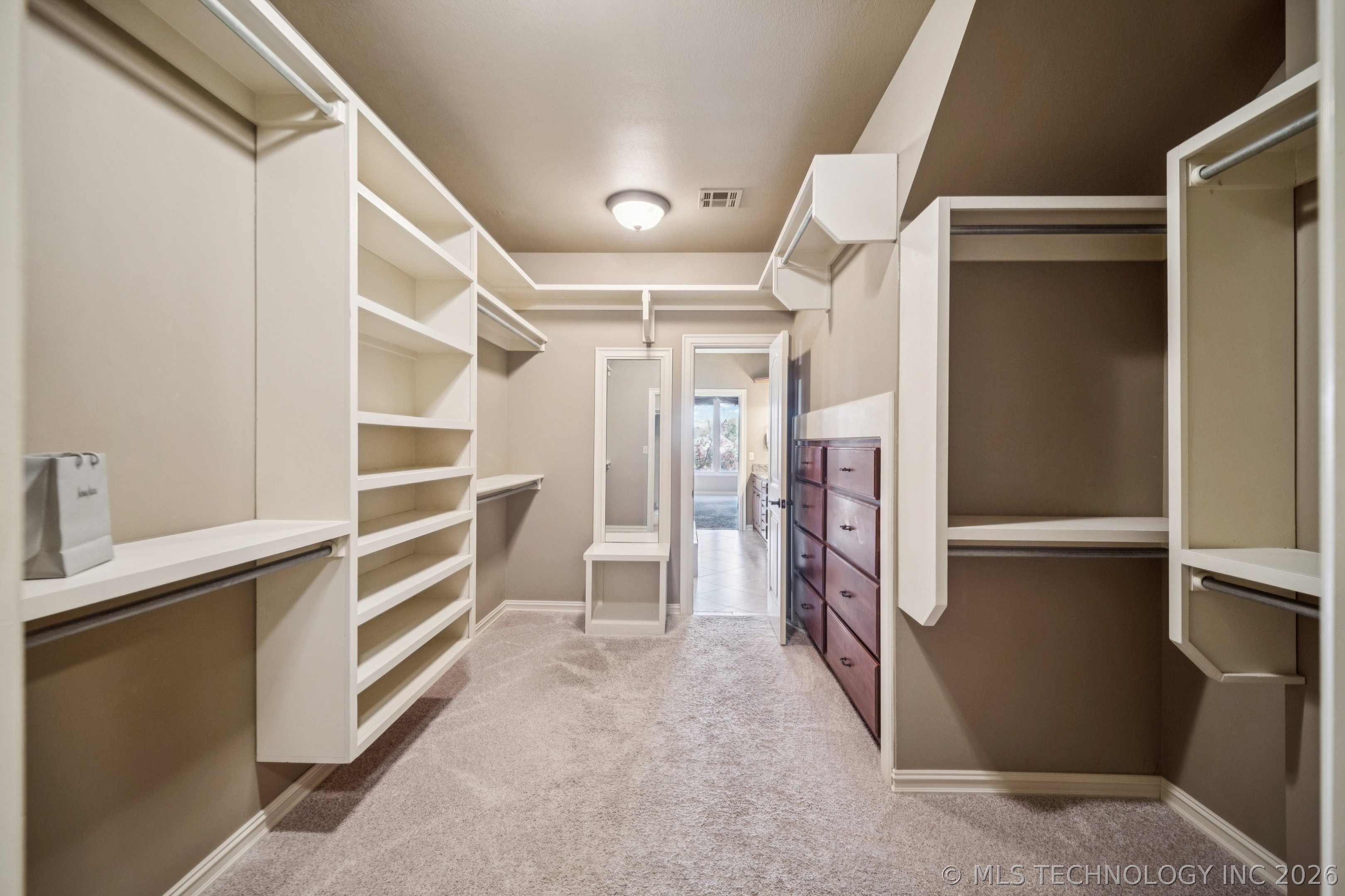 2609 E 138th Street S Property Photo 28