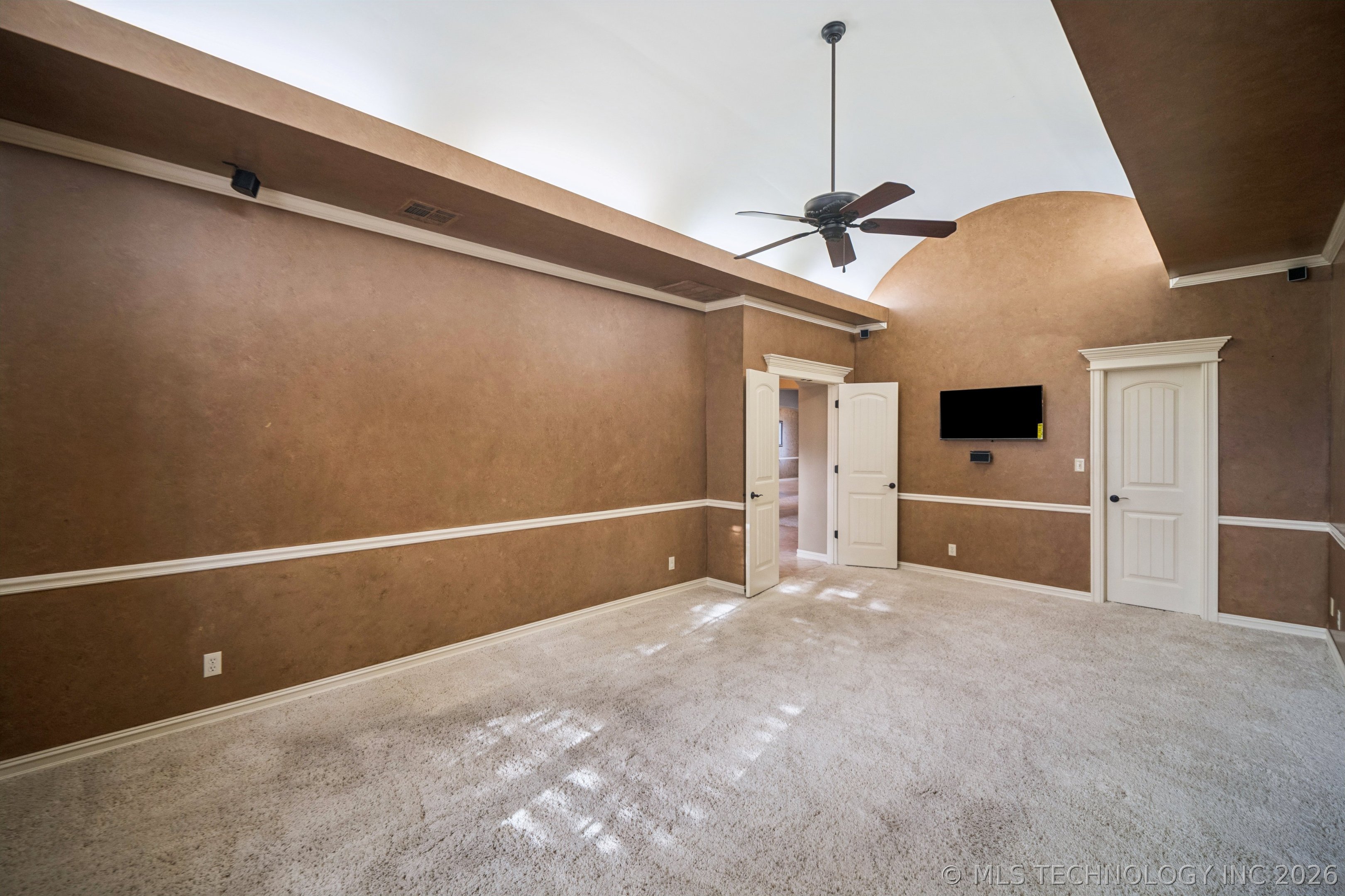 2609 E 138th Street S Property Photo 34