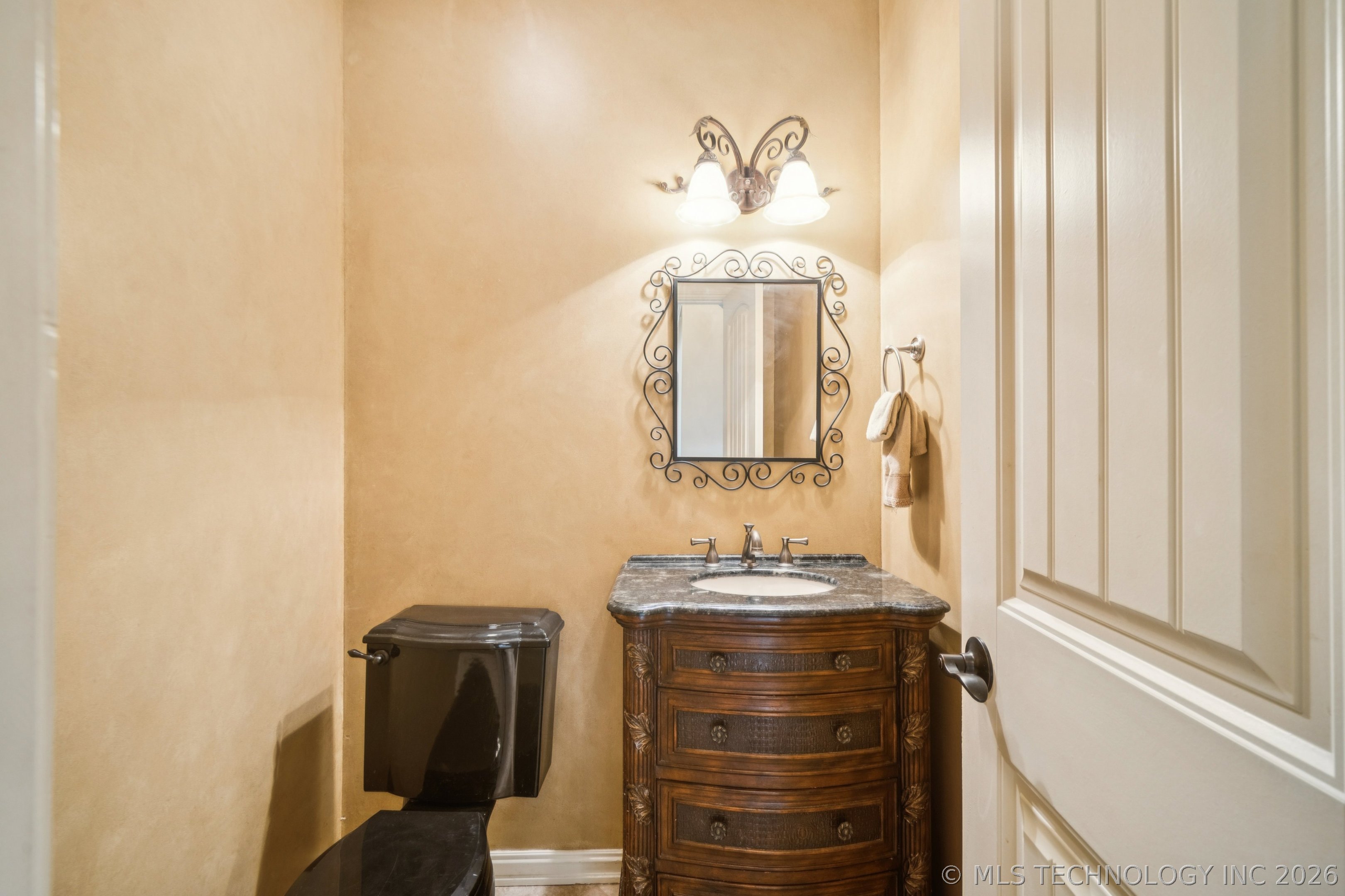 2609 E 138th Street S Property Photo 35