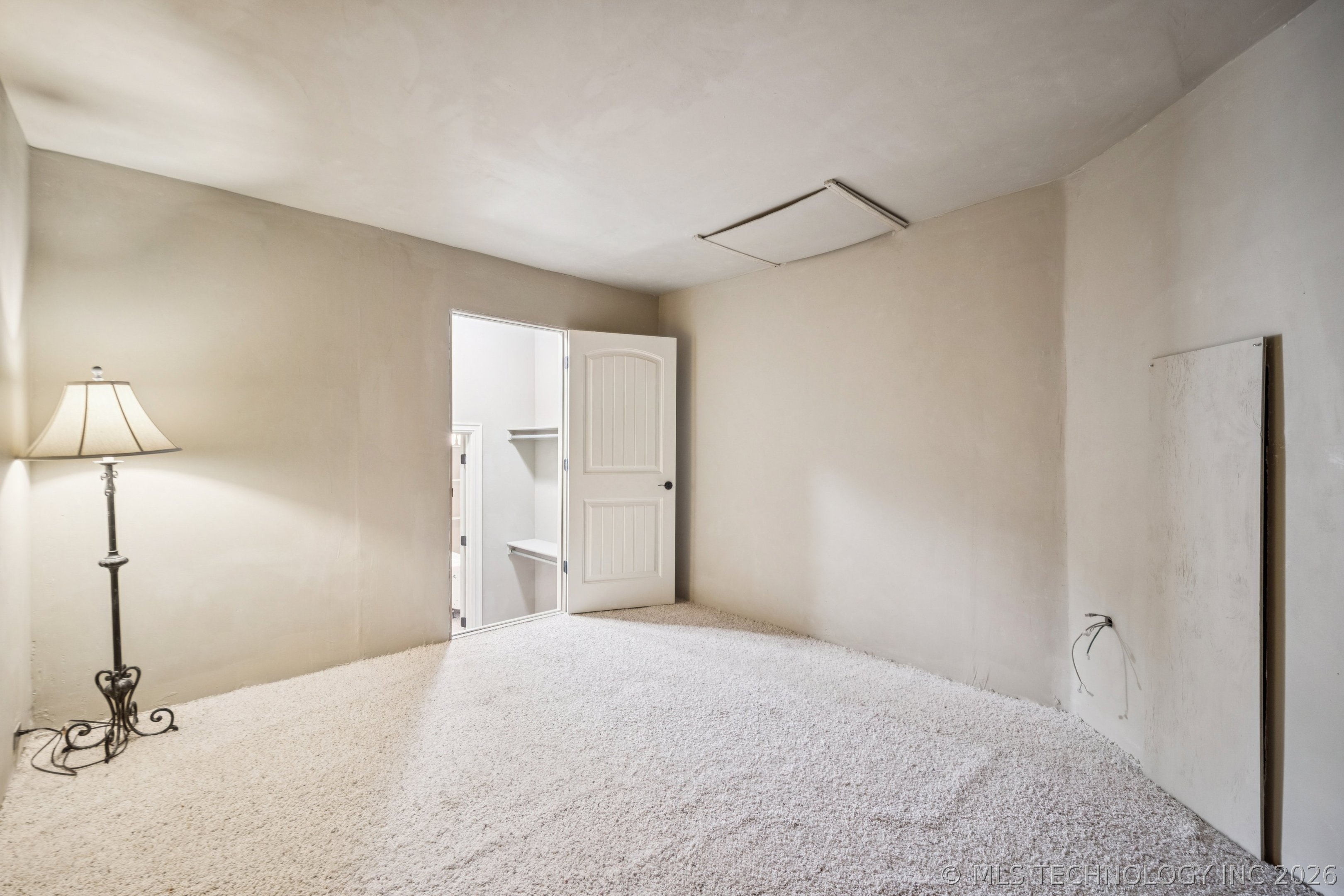 2609 E 138th Street S Property Photo 41