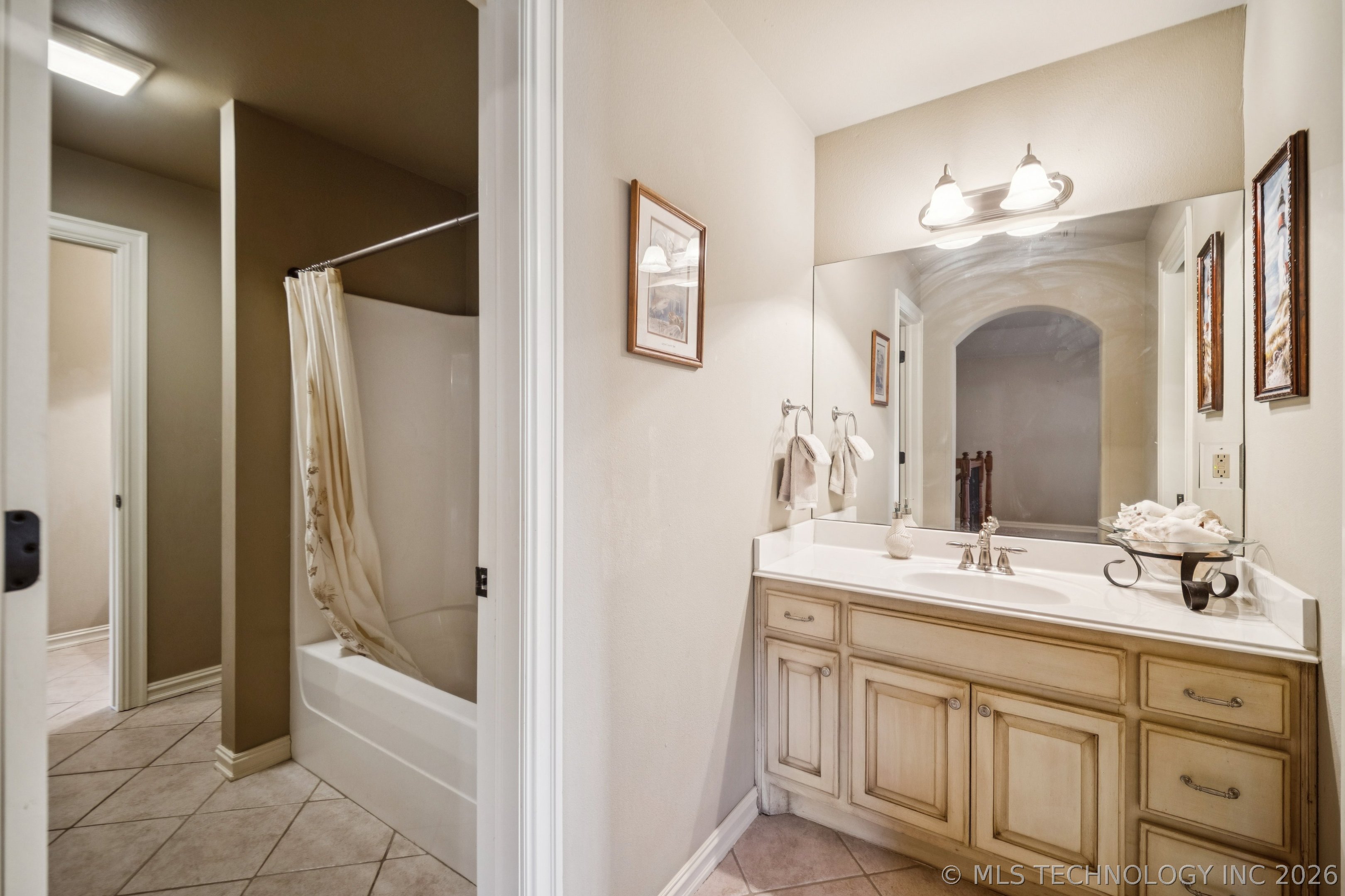 2609 E 138th Street S Property Photo 42