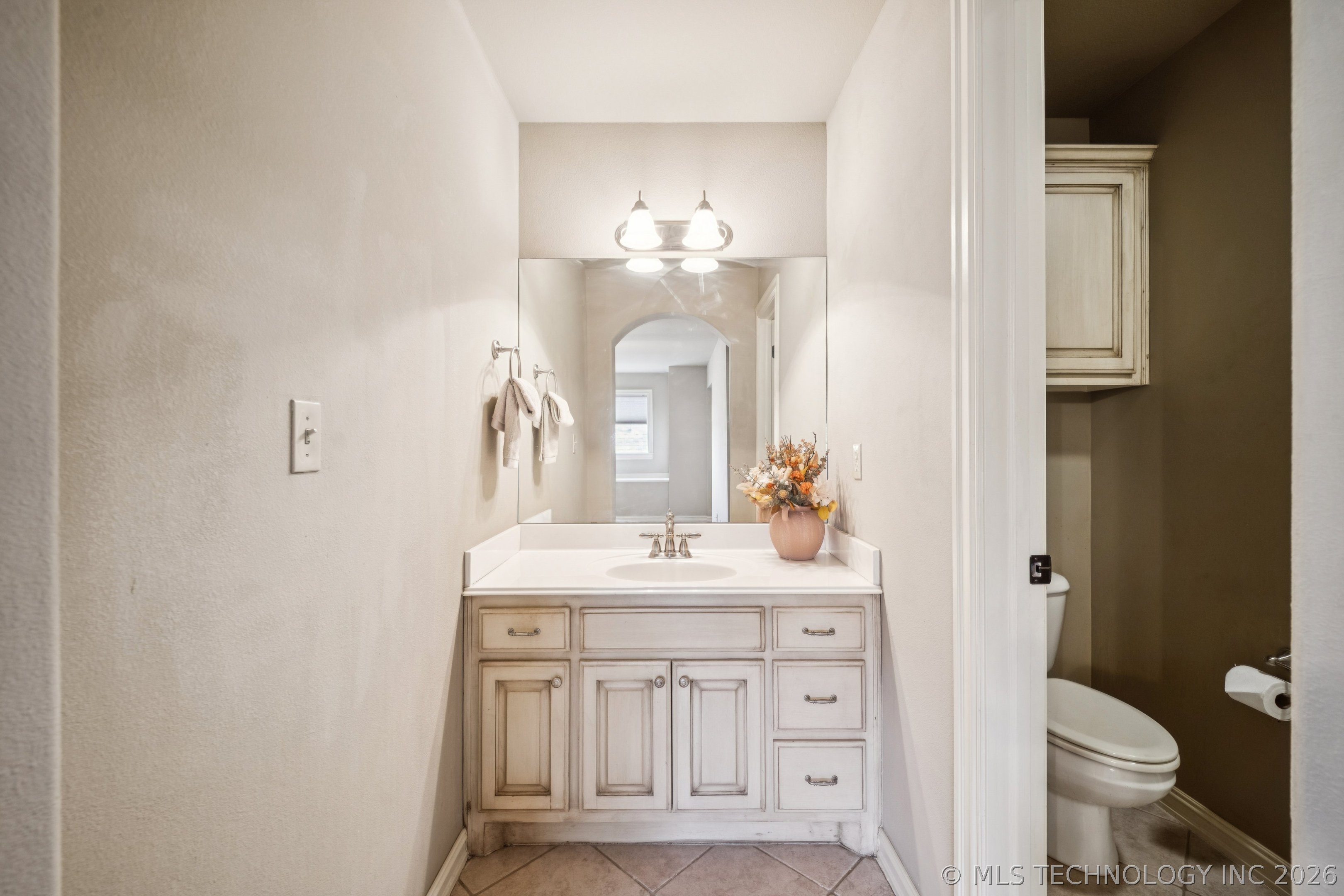 2609 E 138th Street S Property Photo 45