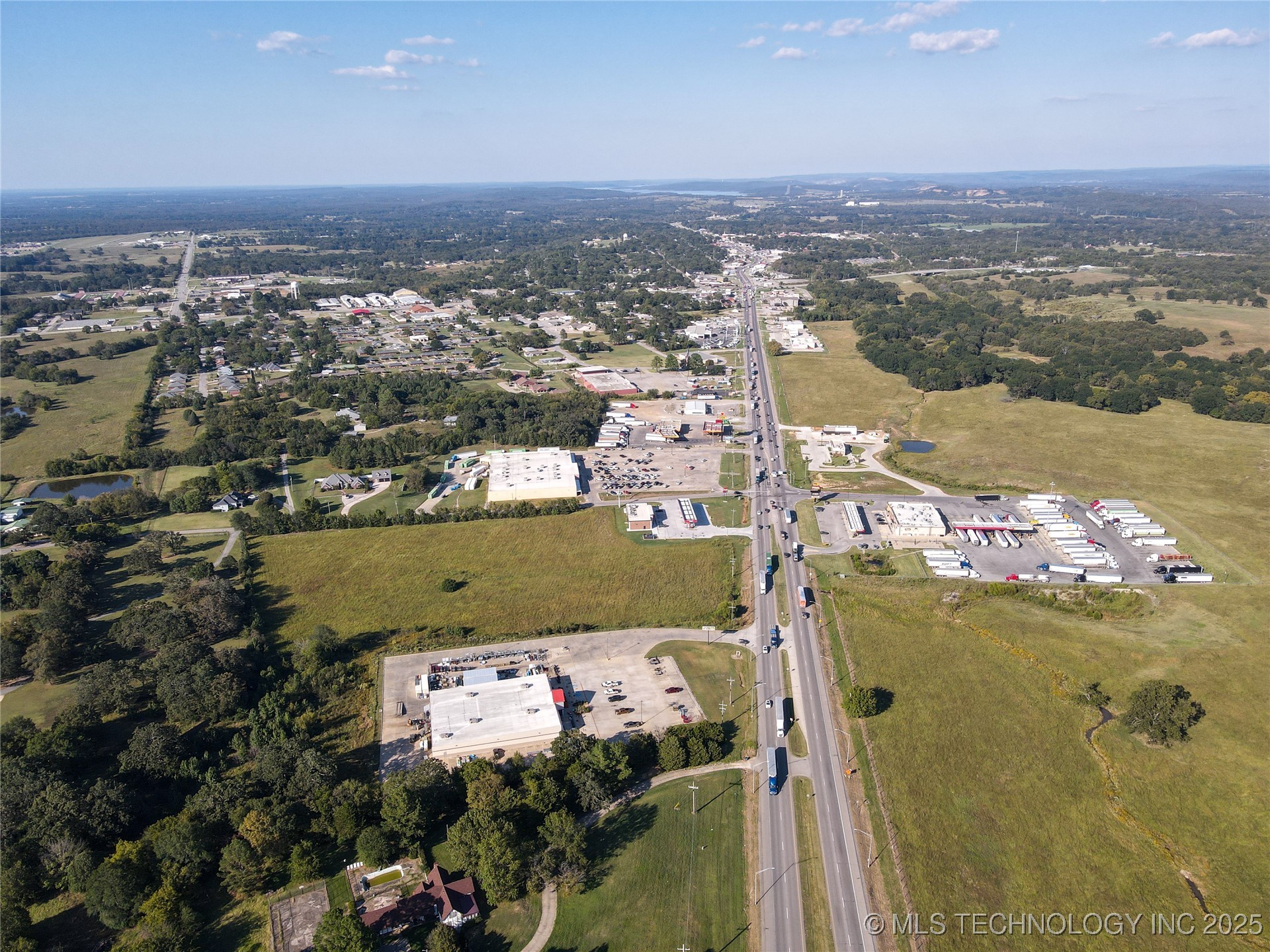 2067 S Mississippi Highway 69/75 Property Photo 2