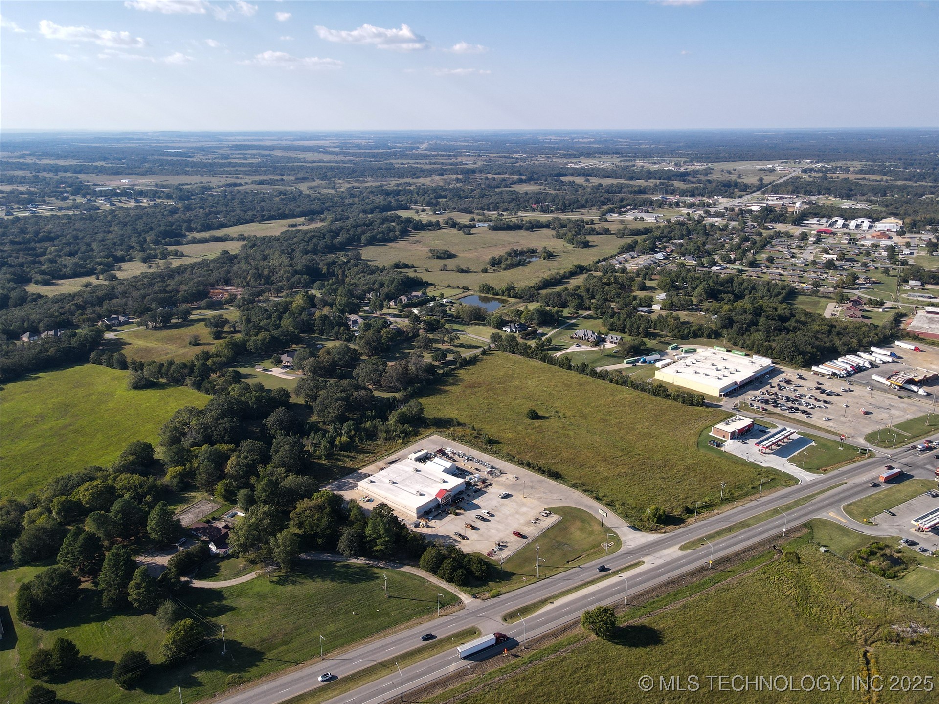 2067 S Mississippi Highway 69/75 Property Photo 4