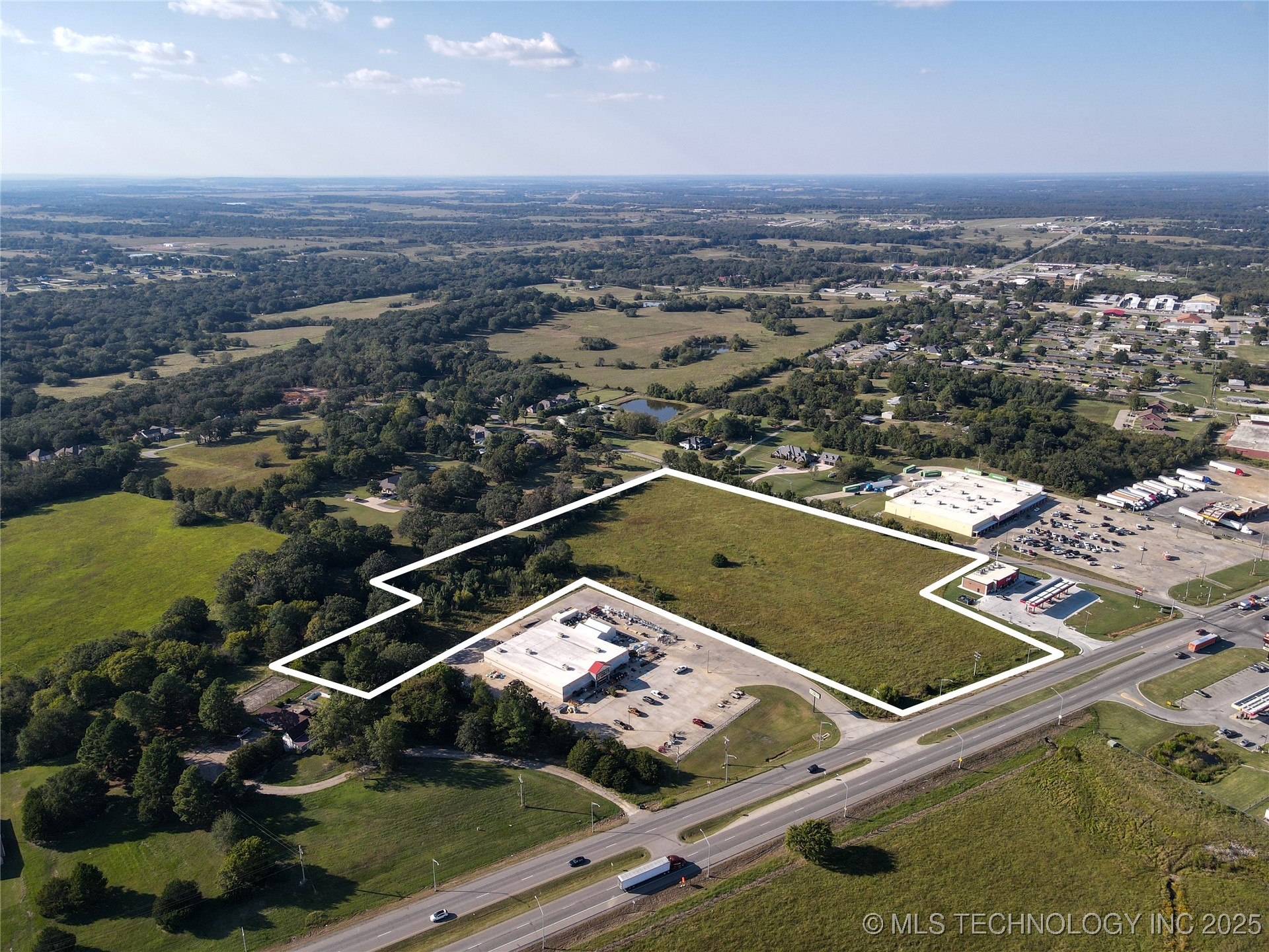 2067 S Mississippi Highway 69/75 Property Photo 5