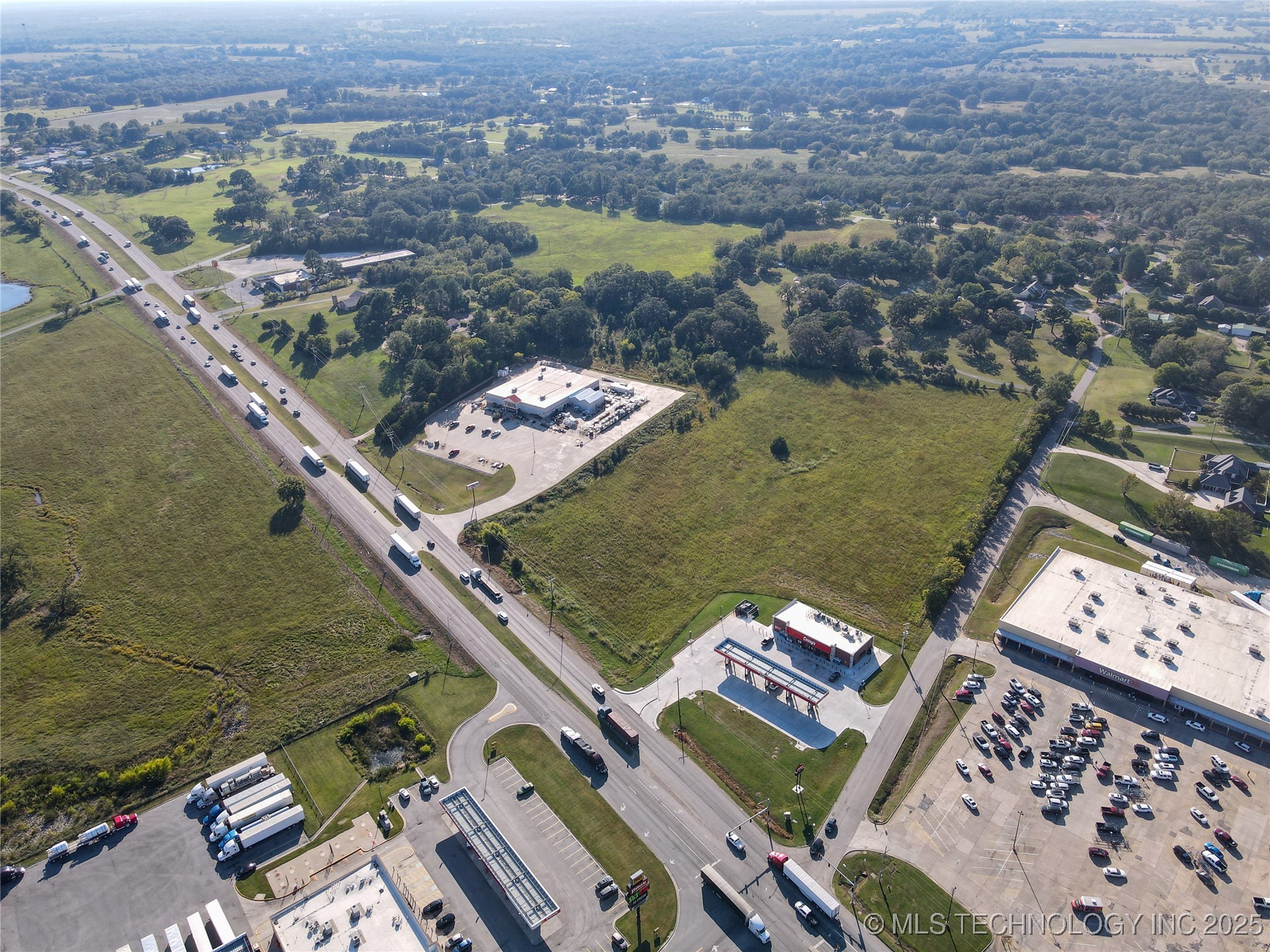 2067 S Mississippi Highway 69/75 Property Photo 6