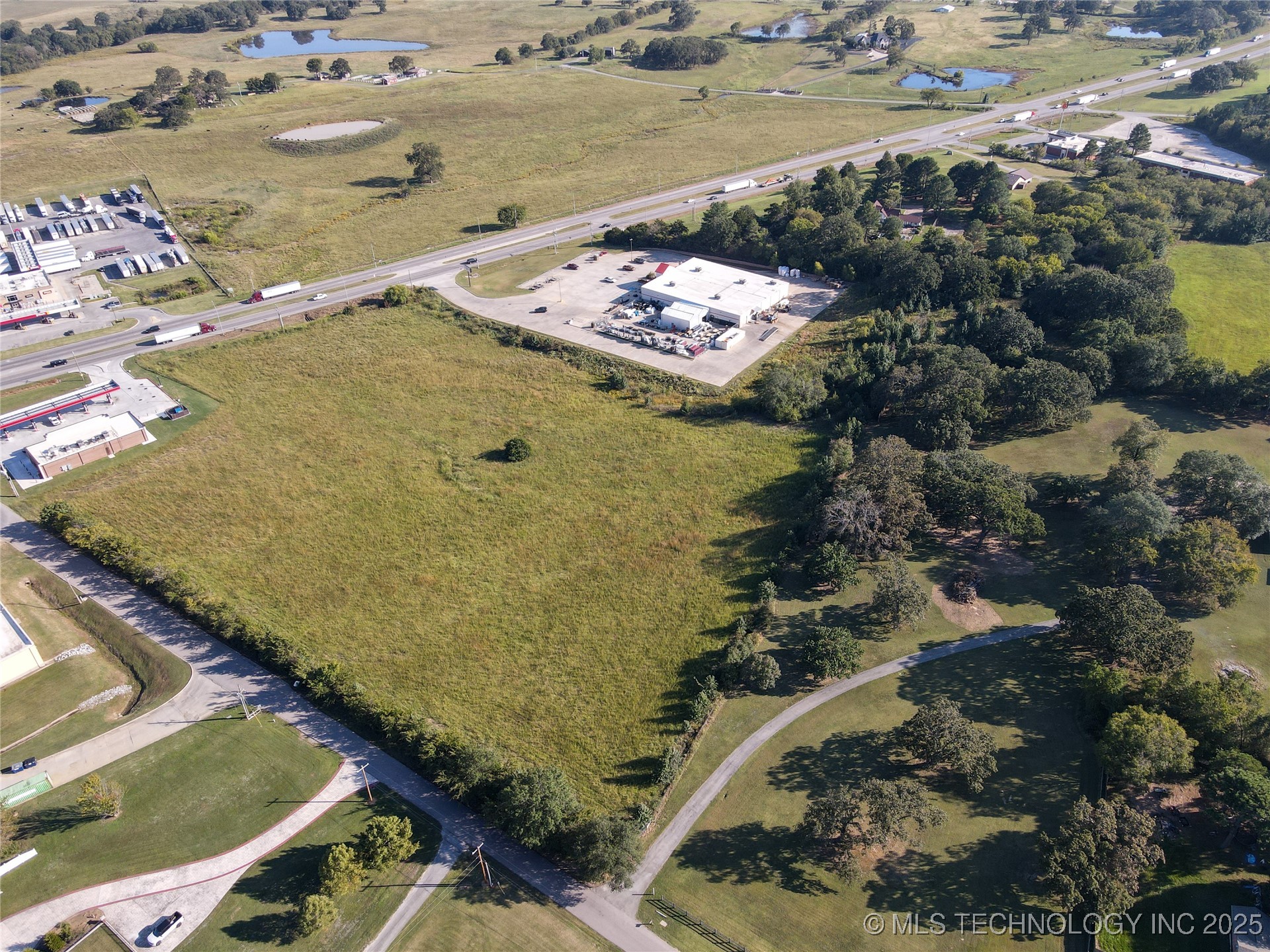 2067 S Mississippi Highway 69/75 Property Photo 8