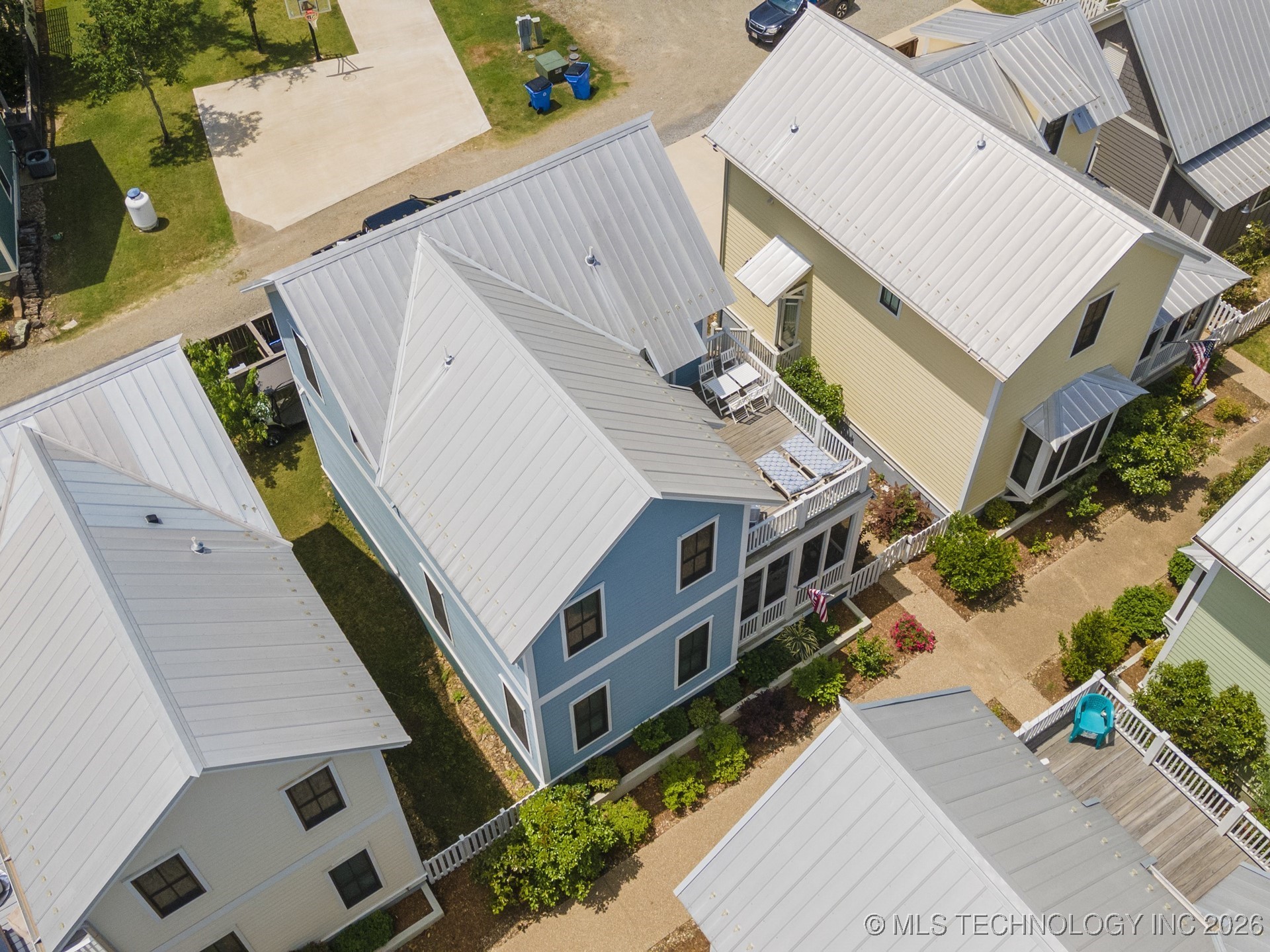 20 Redbud Street C Property Photo 5