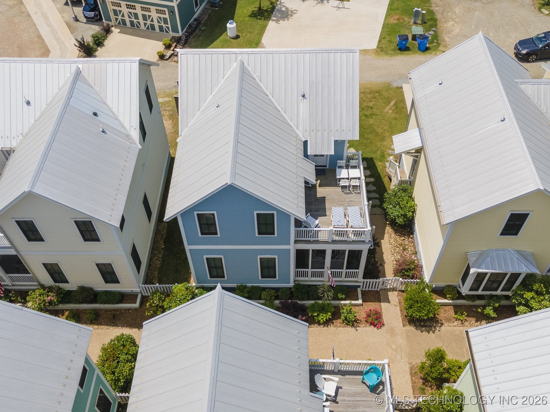 20 Redbud Street C Property Photo 6