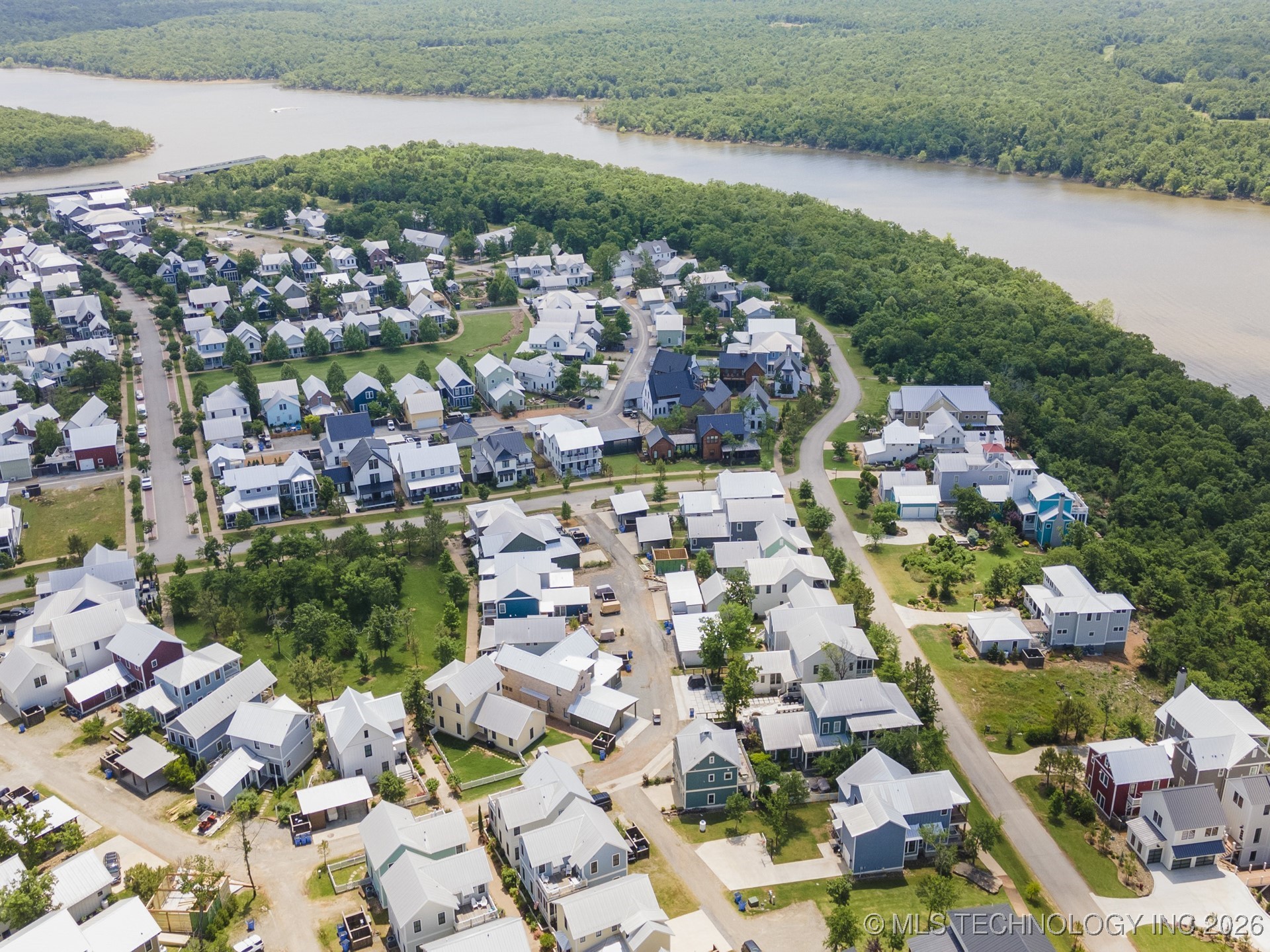 20 Redbud Street C Property Photo 15