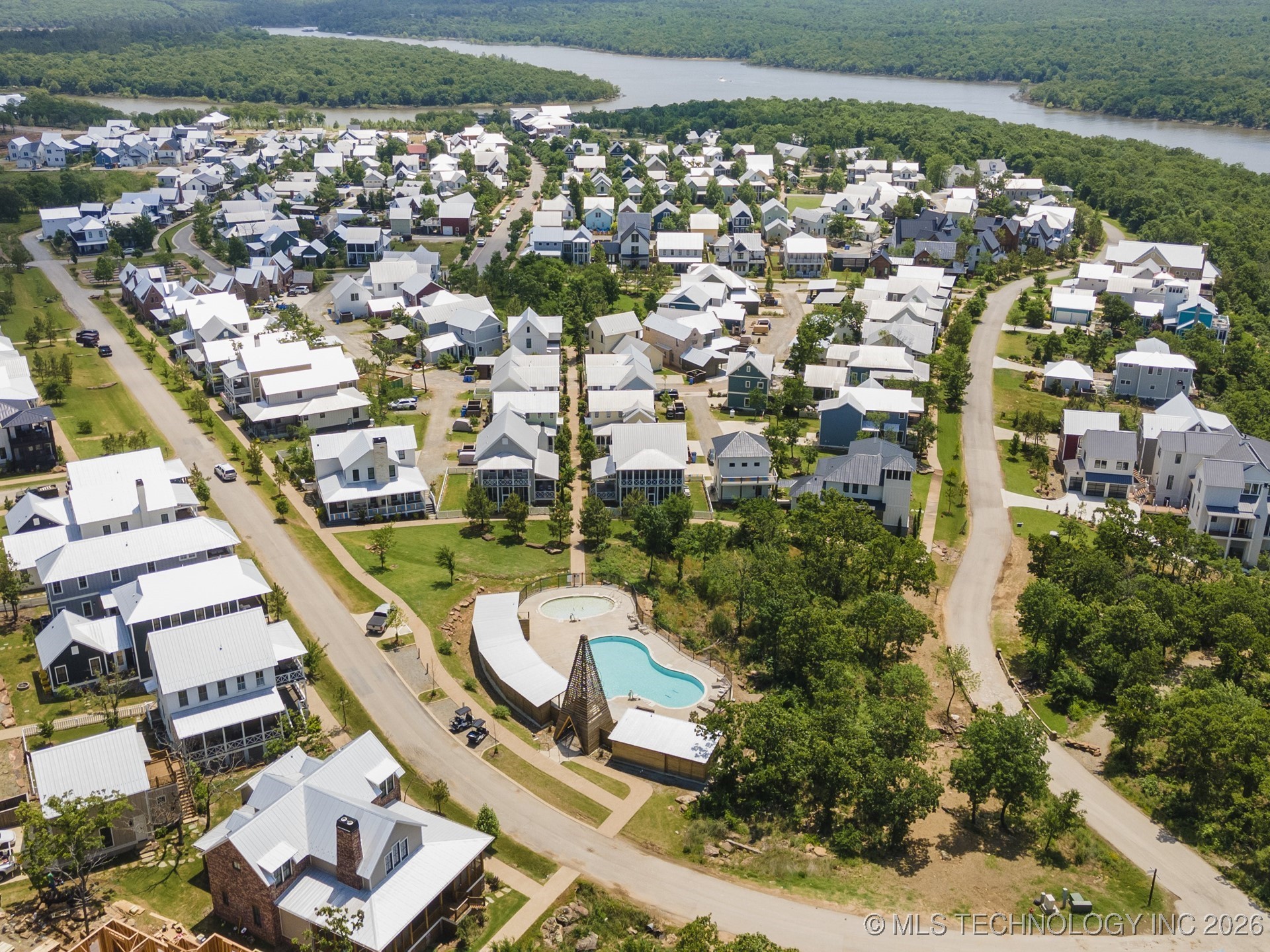 20 Redbud Street C Property Photo 17