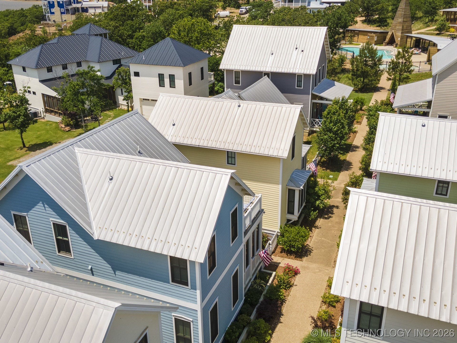 20 Redbud Street C Property Photo 18