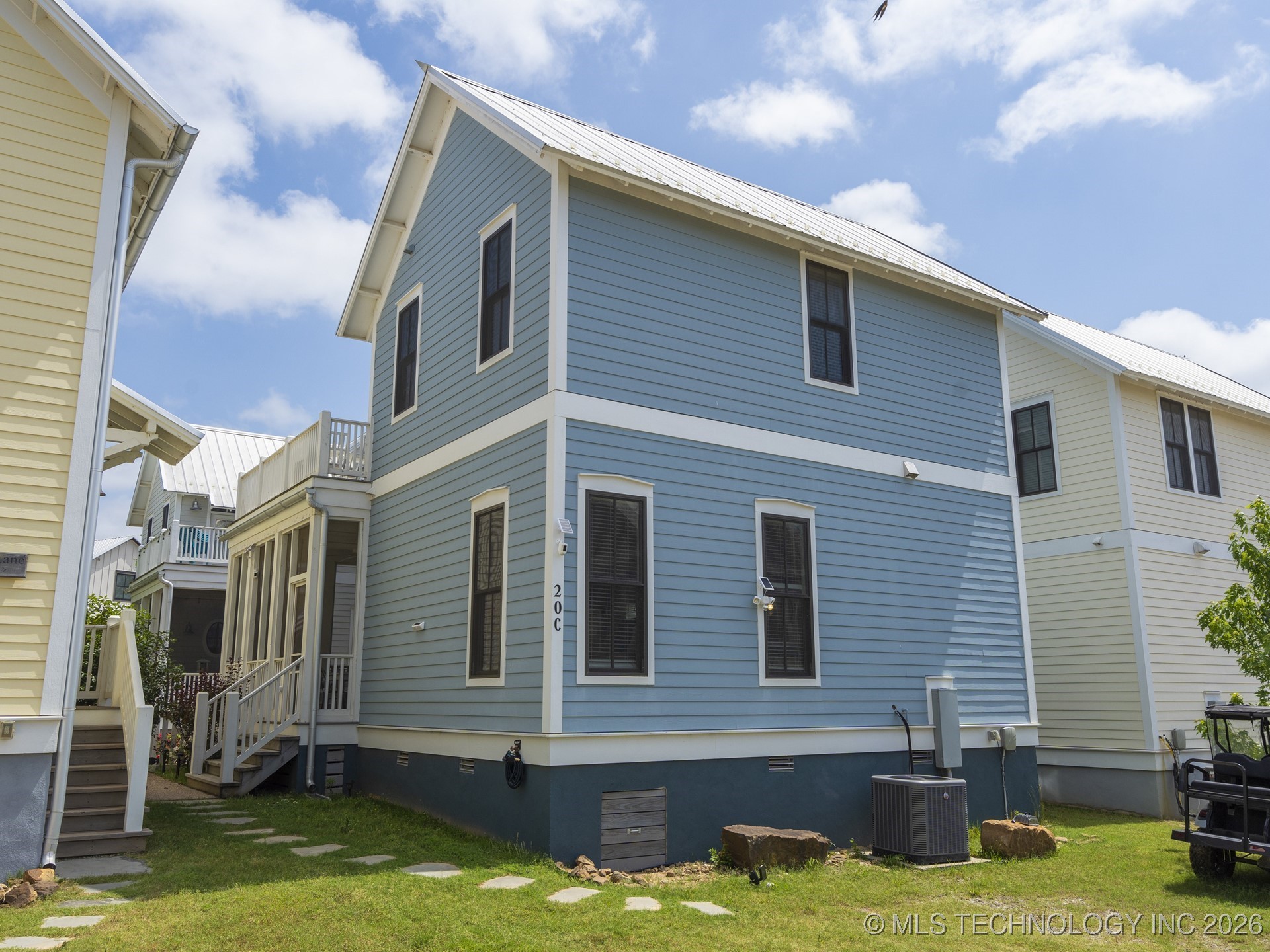 20 Redbud Street C Property Photo 21