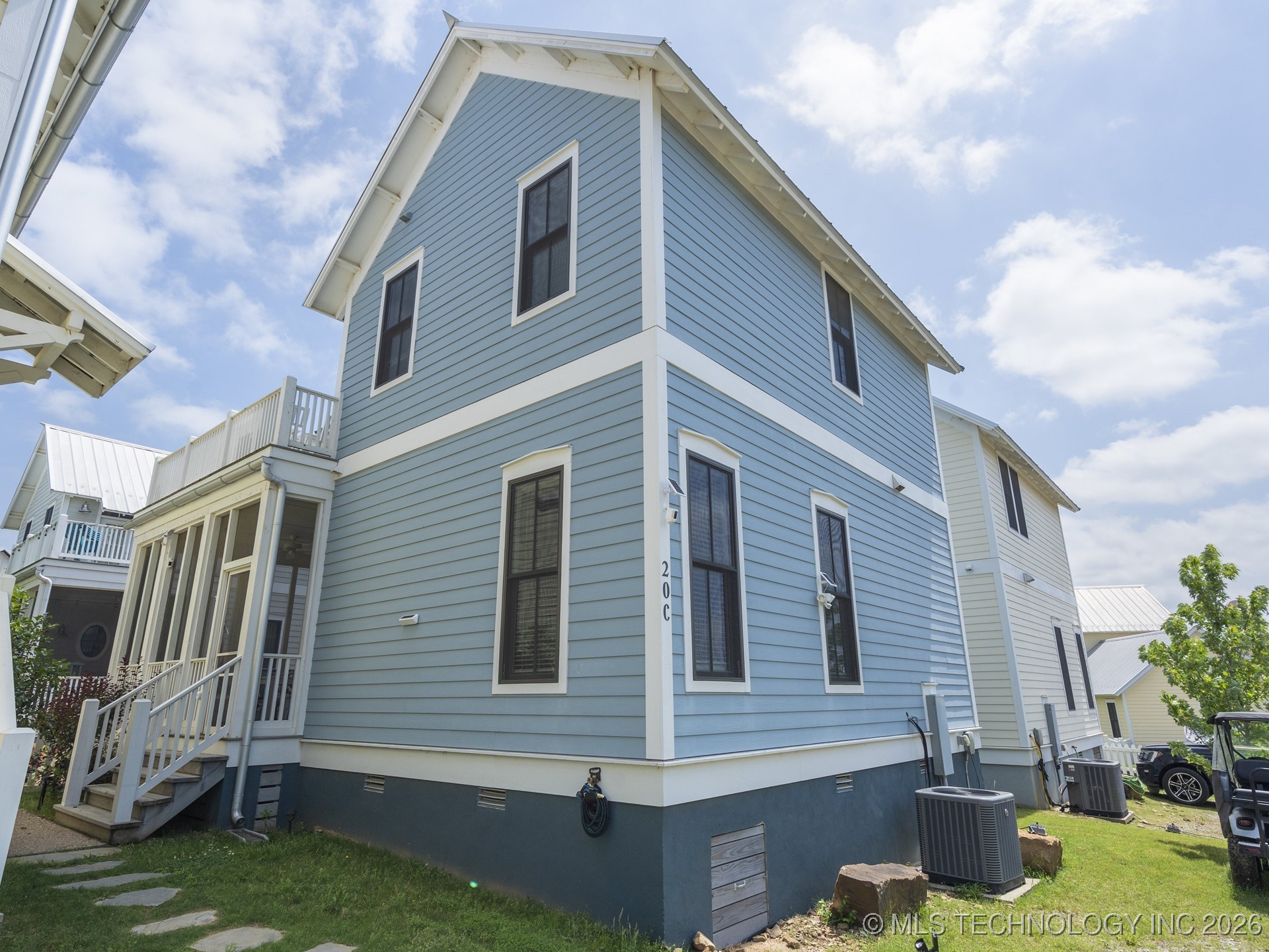 20 Redbud Street C Property Photo 23