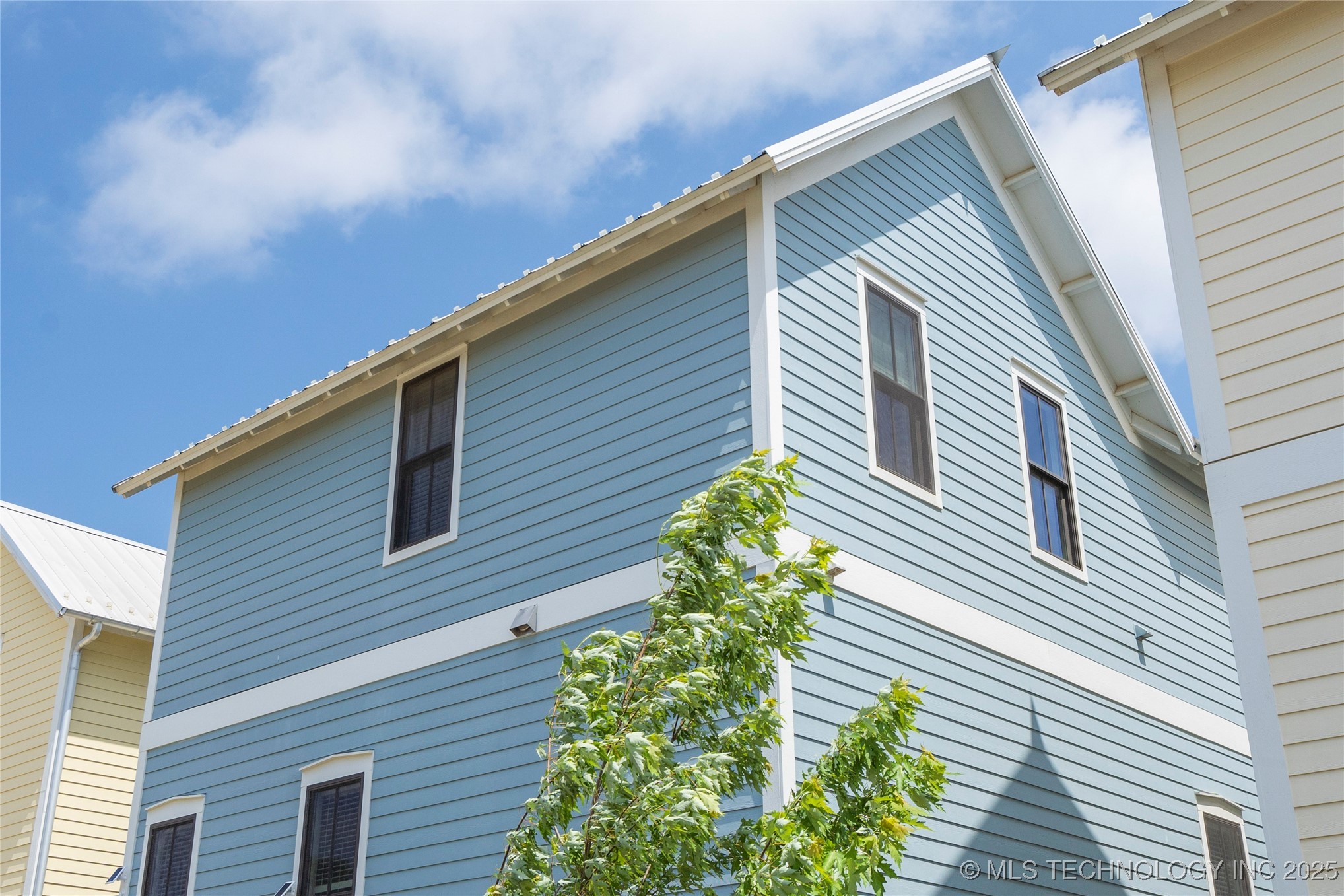 20 Redbud Street C Property Photo 56