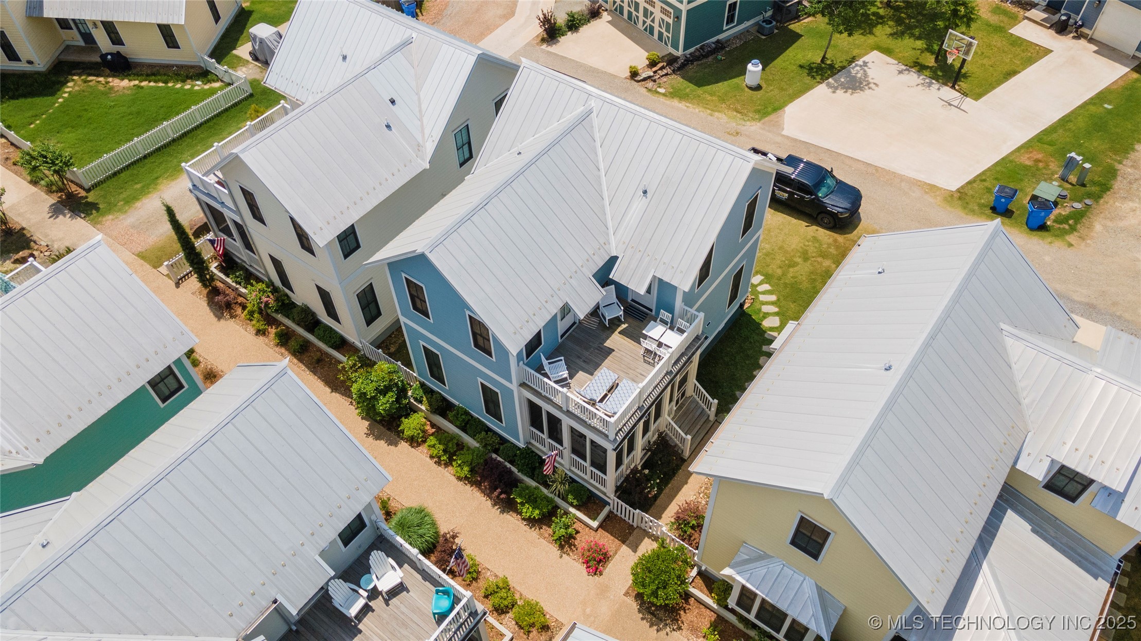 20 Redbud Street C Property Photo 64