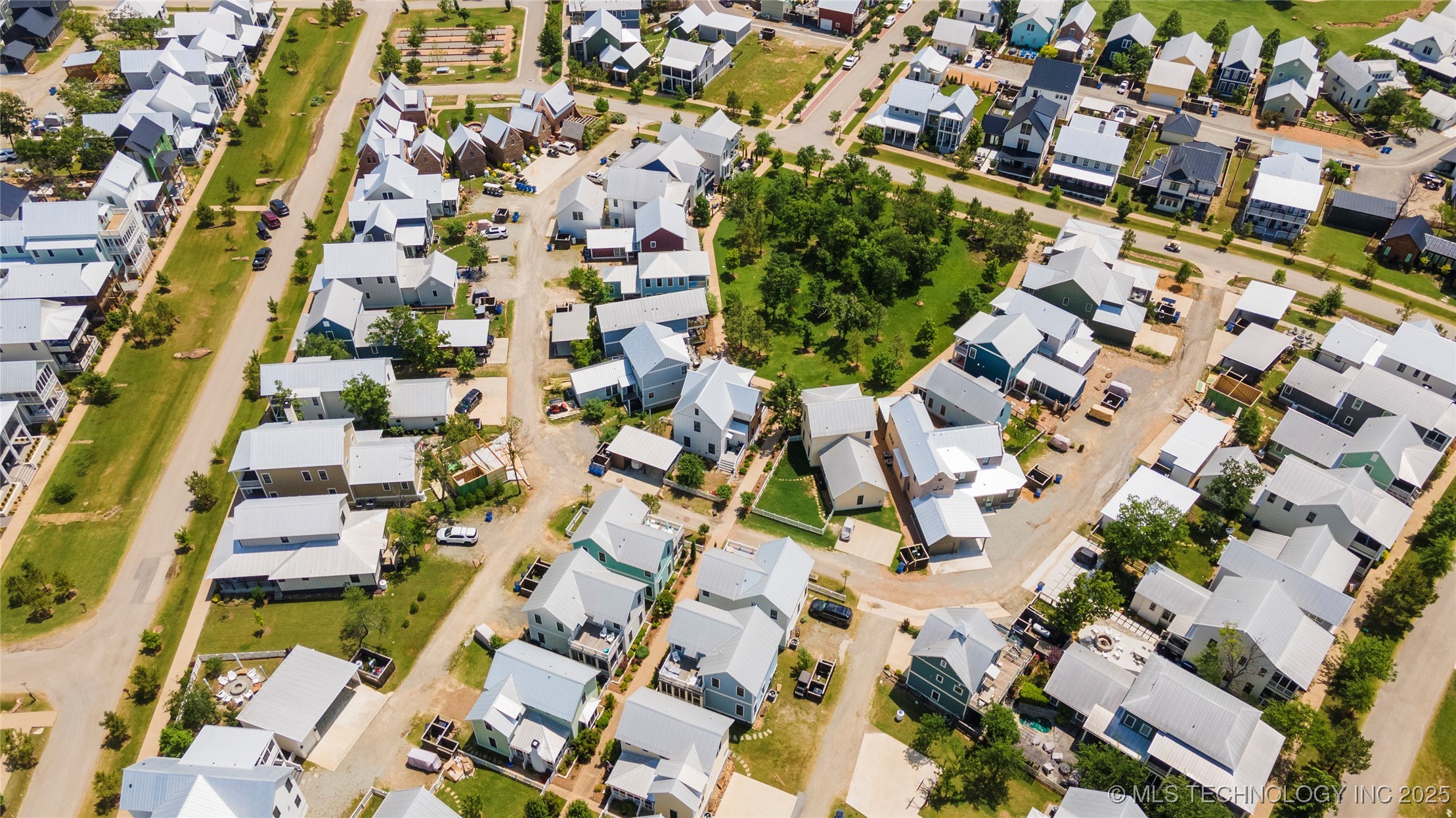 20 Redbud Street C Property Photo 70