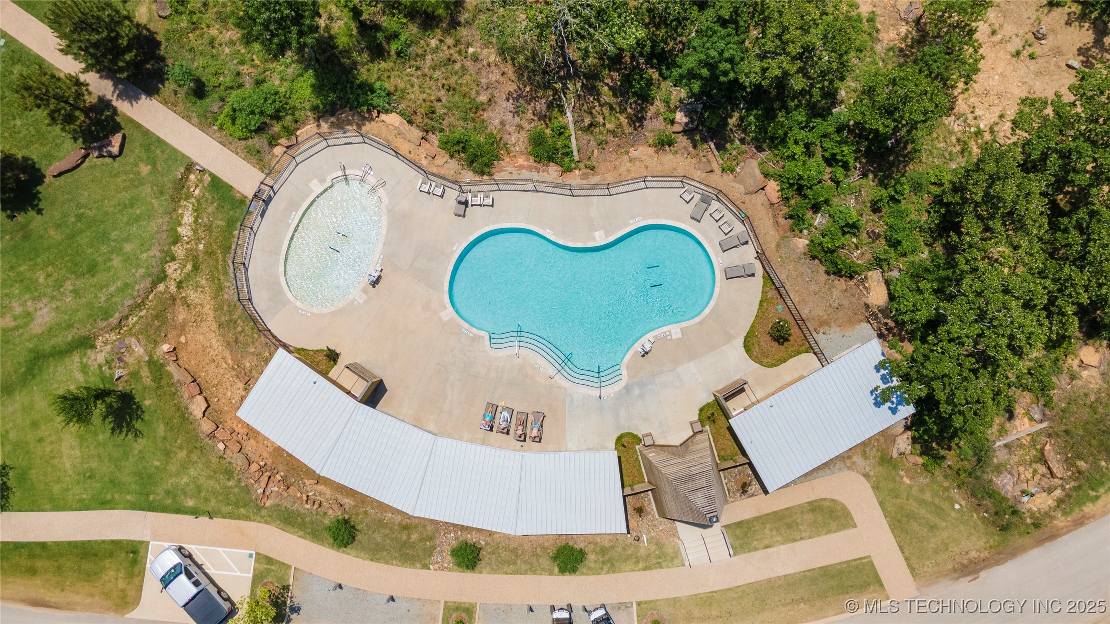 20 Redbud Street C Property Photo 73