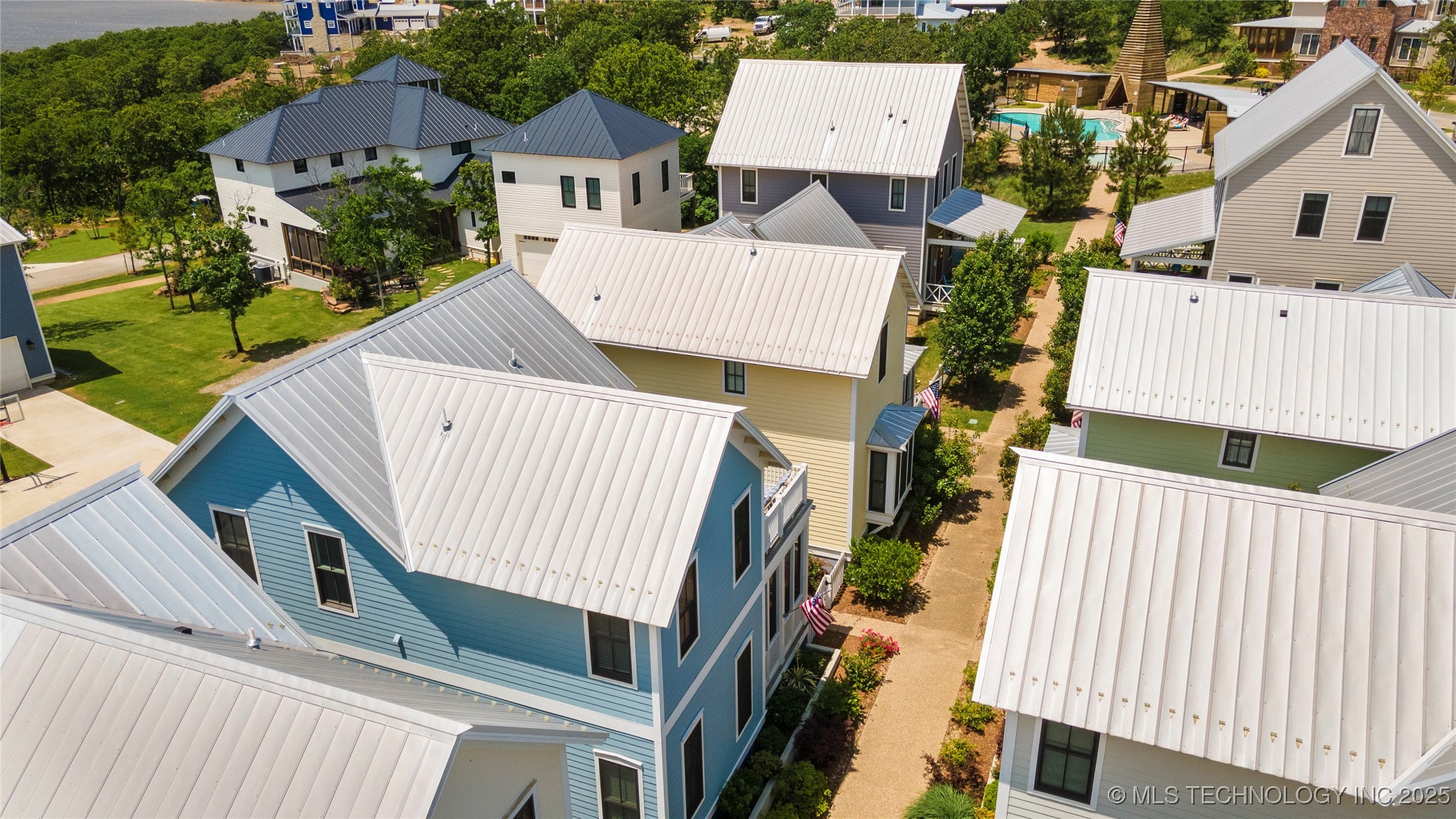 20 Redbud Street C Property Photo 75