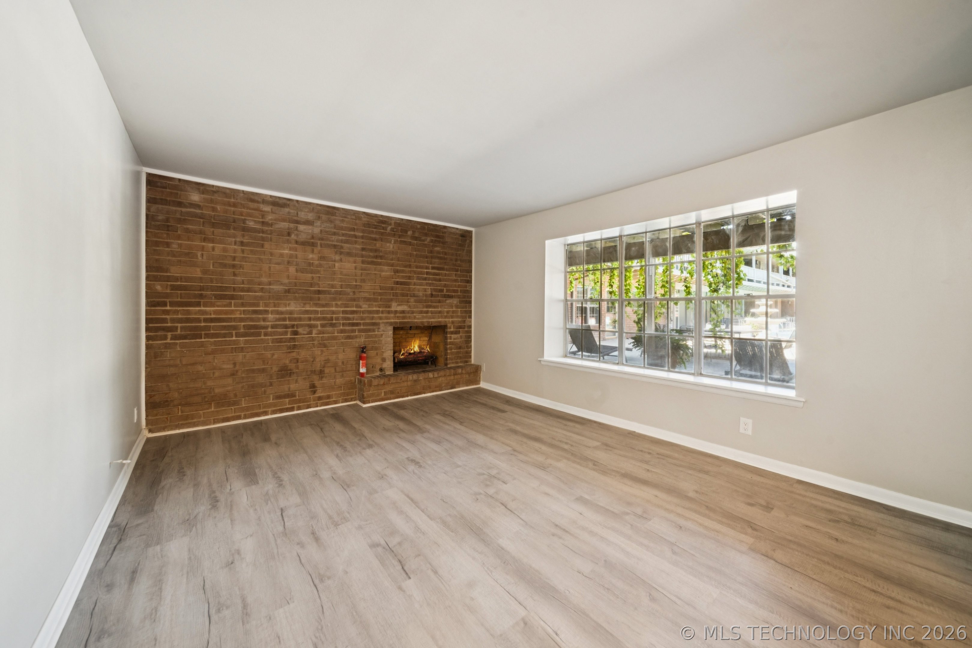 4517 S Peoria Avenue 10 Property Photo 10