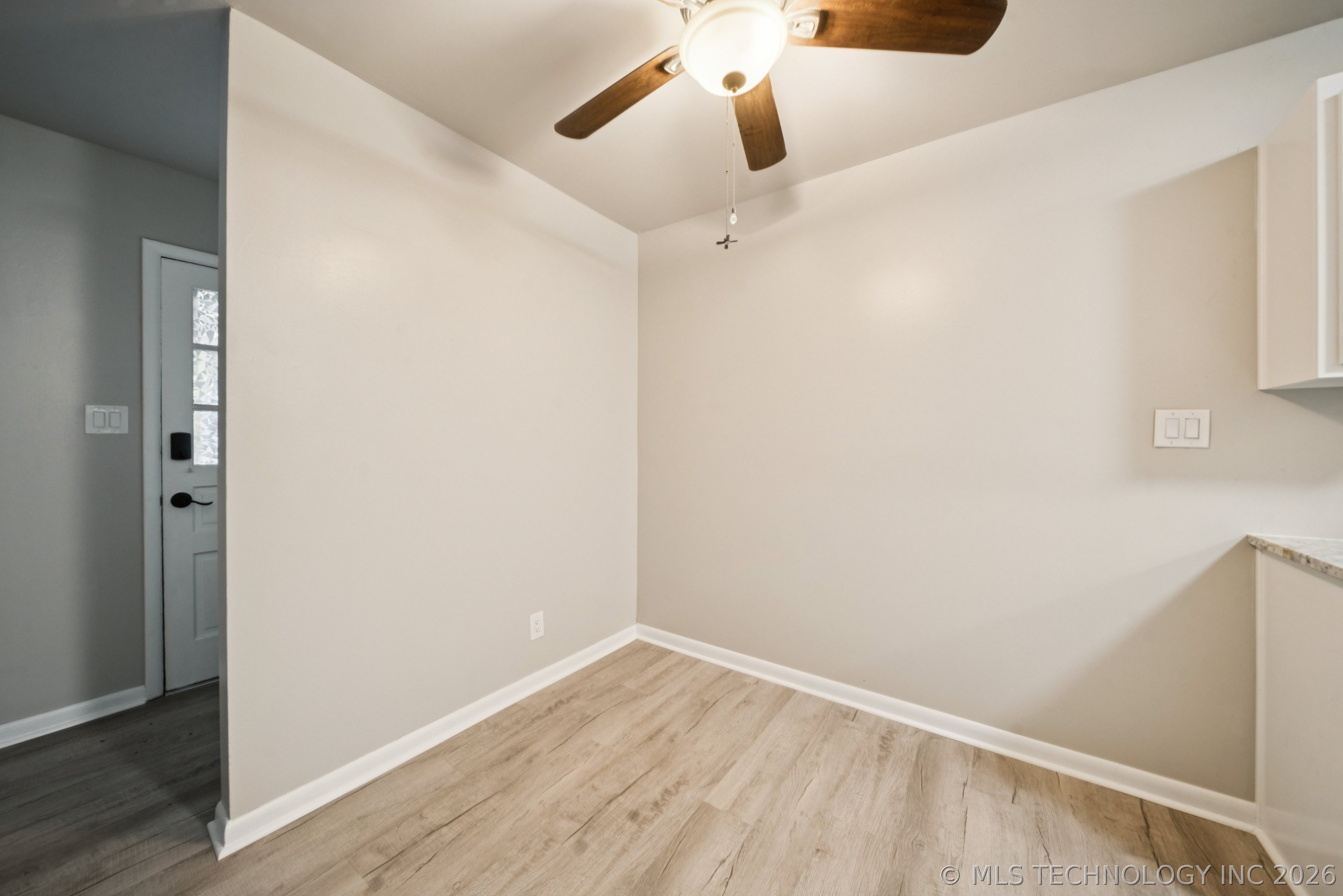 4517 S Peoria Avenue 10 Property Photo 14