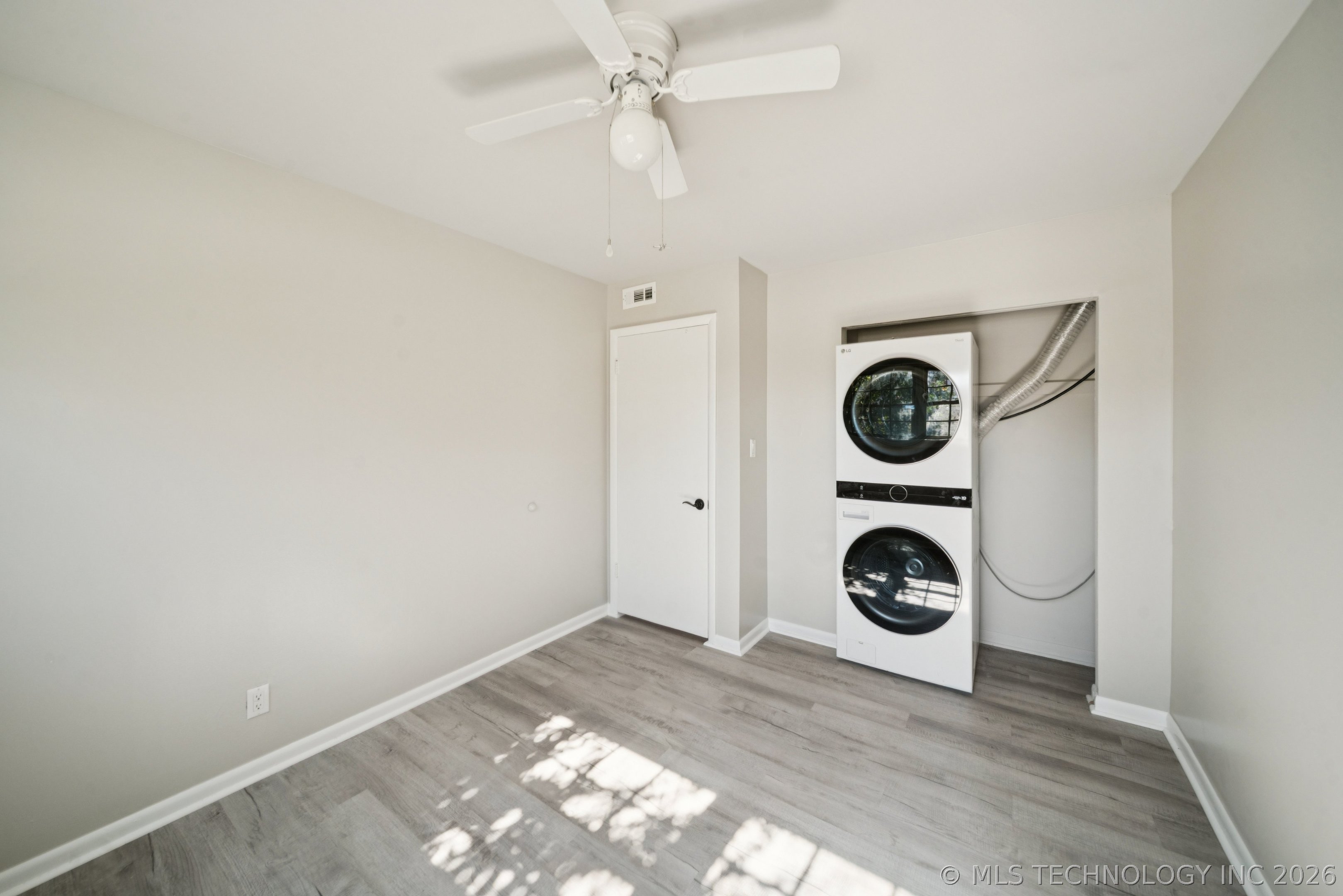 4517 S Peoria Avenue 10 Property Photo 29