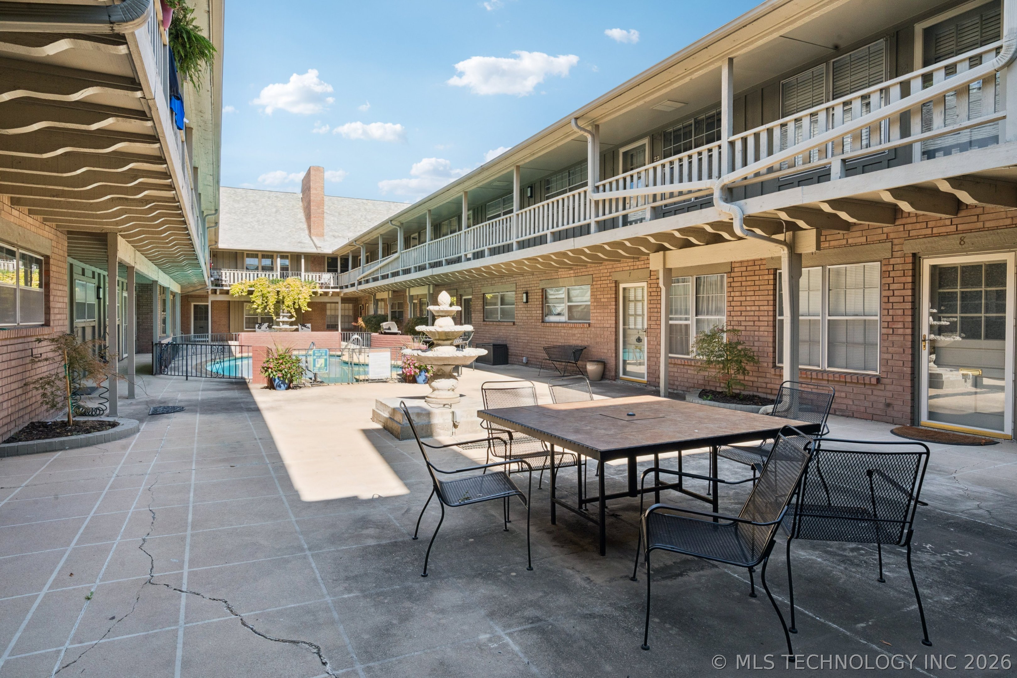 4517 S Peoria Avenue 10 Property Photo 31