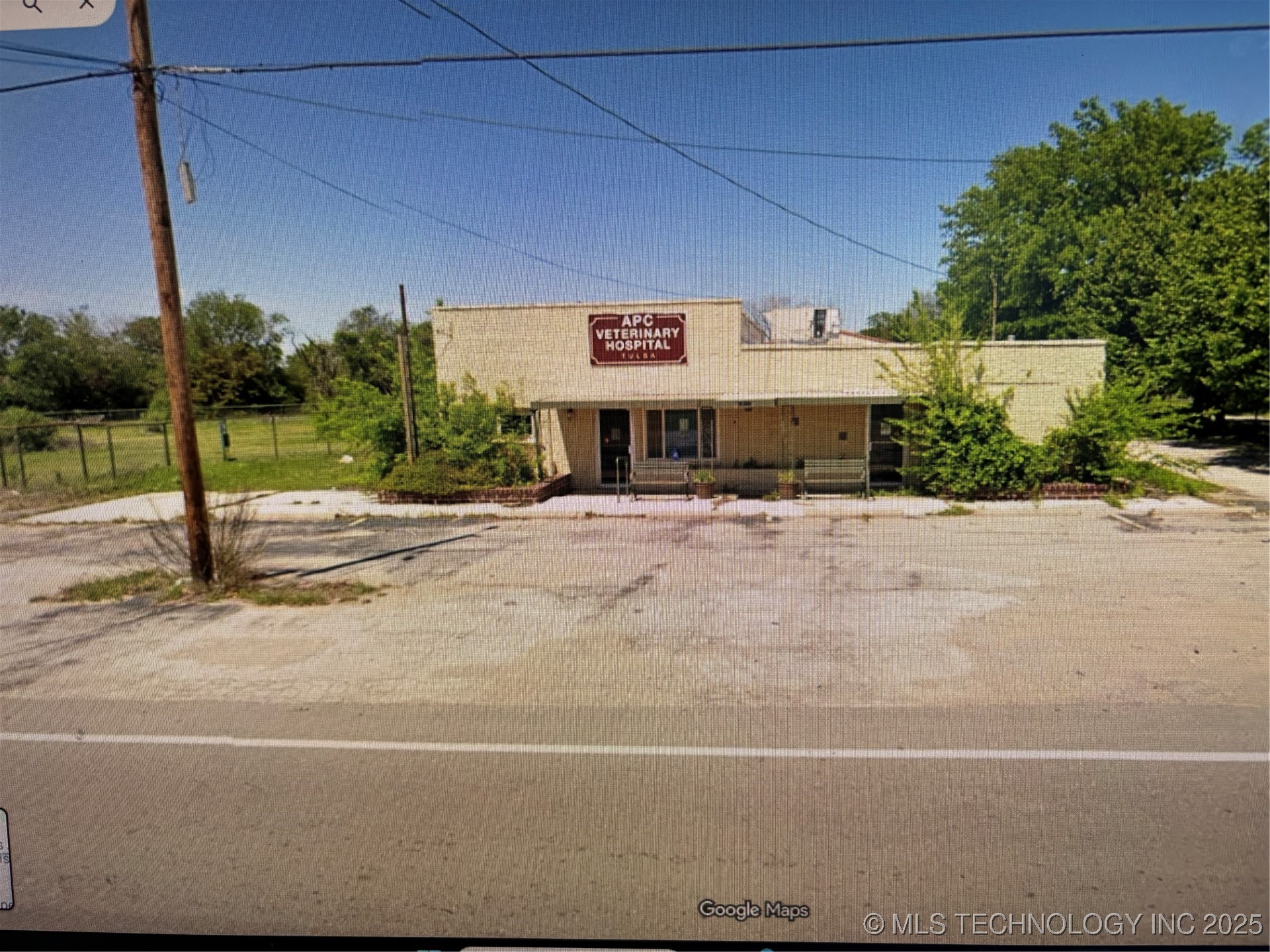 13111 E 11th Street Property Photo 2