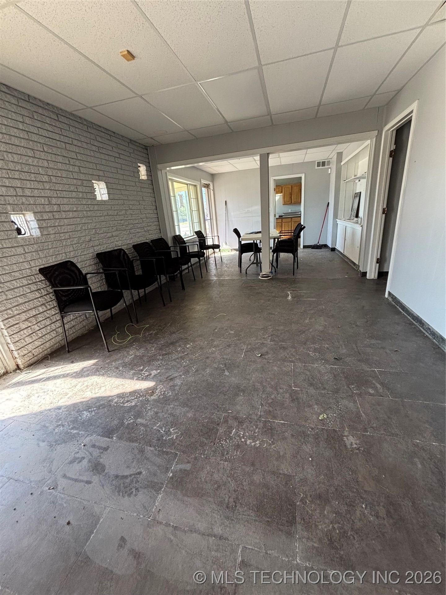 13111 E 11th Street Property Photo 3