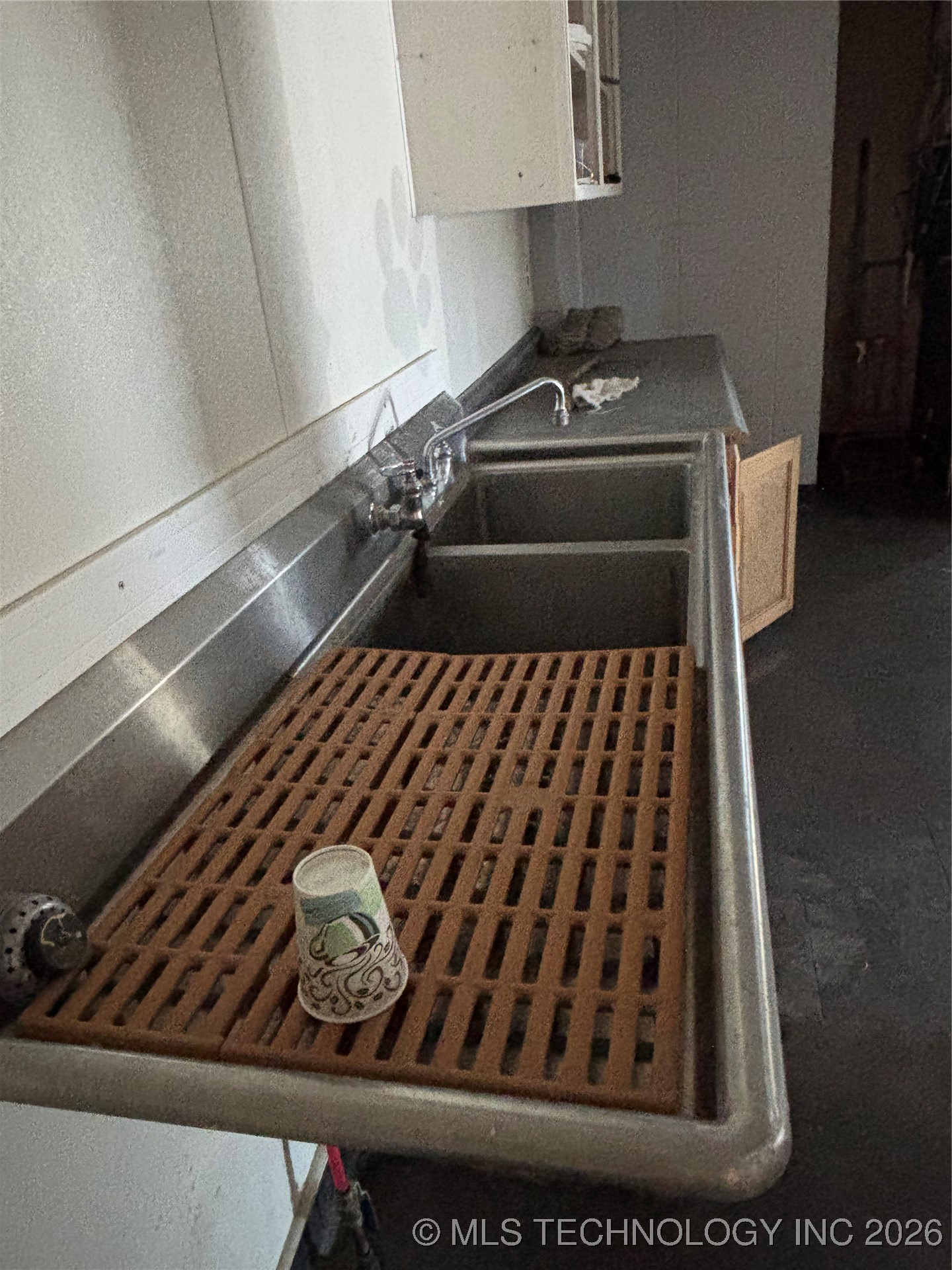 13111 E 11th Street Property Photo 6