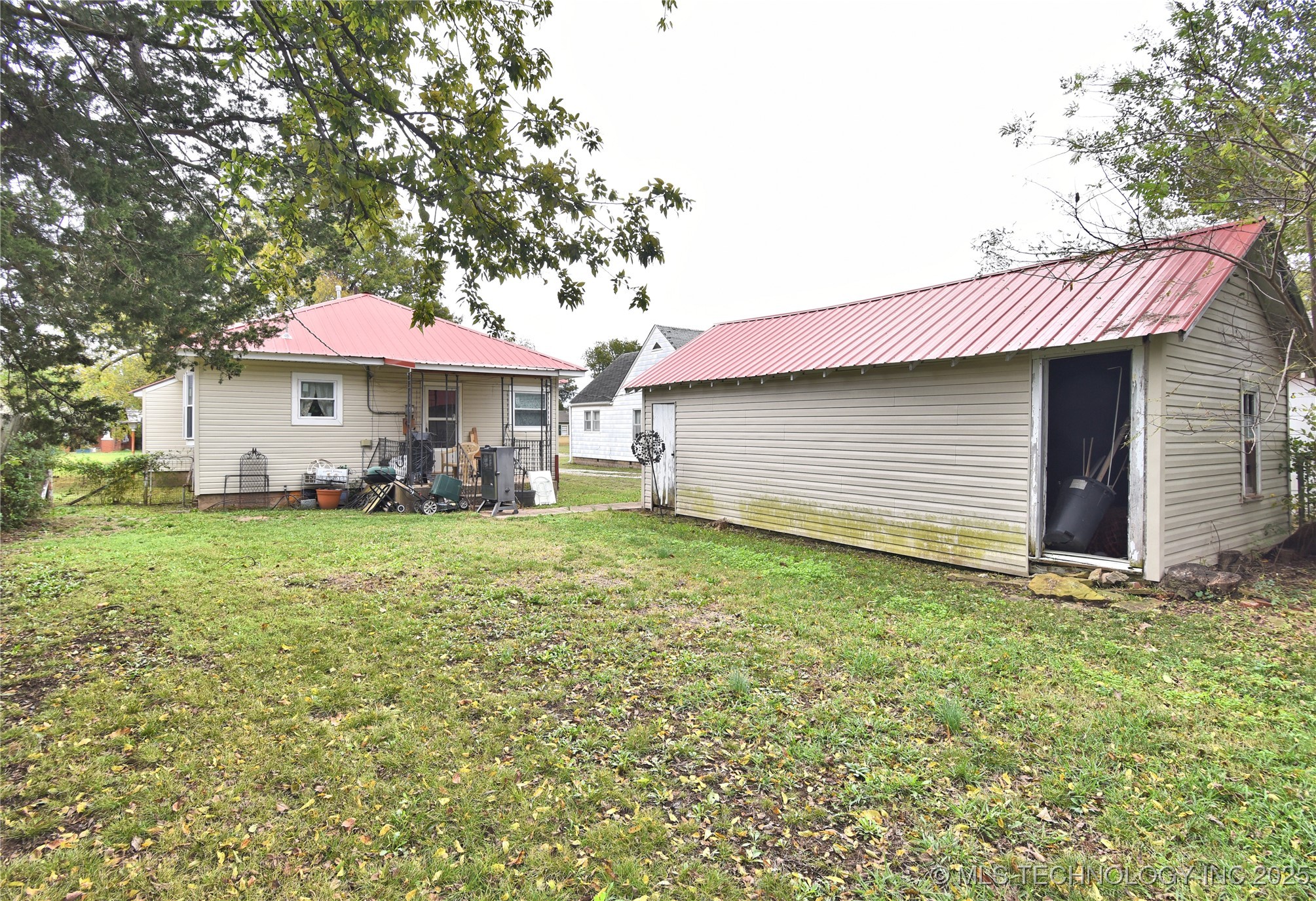 807 S Price Avenue Property Photo 19