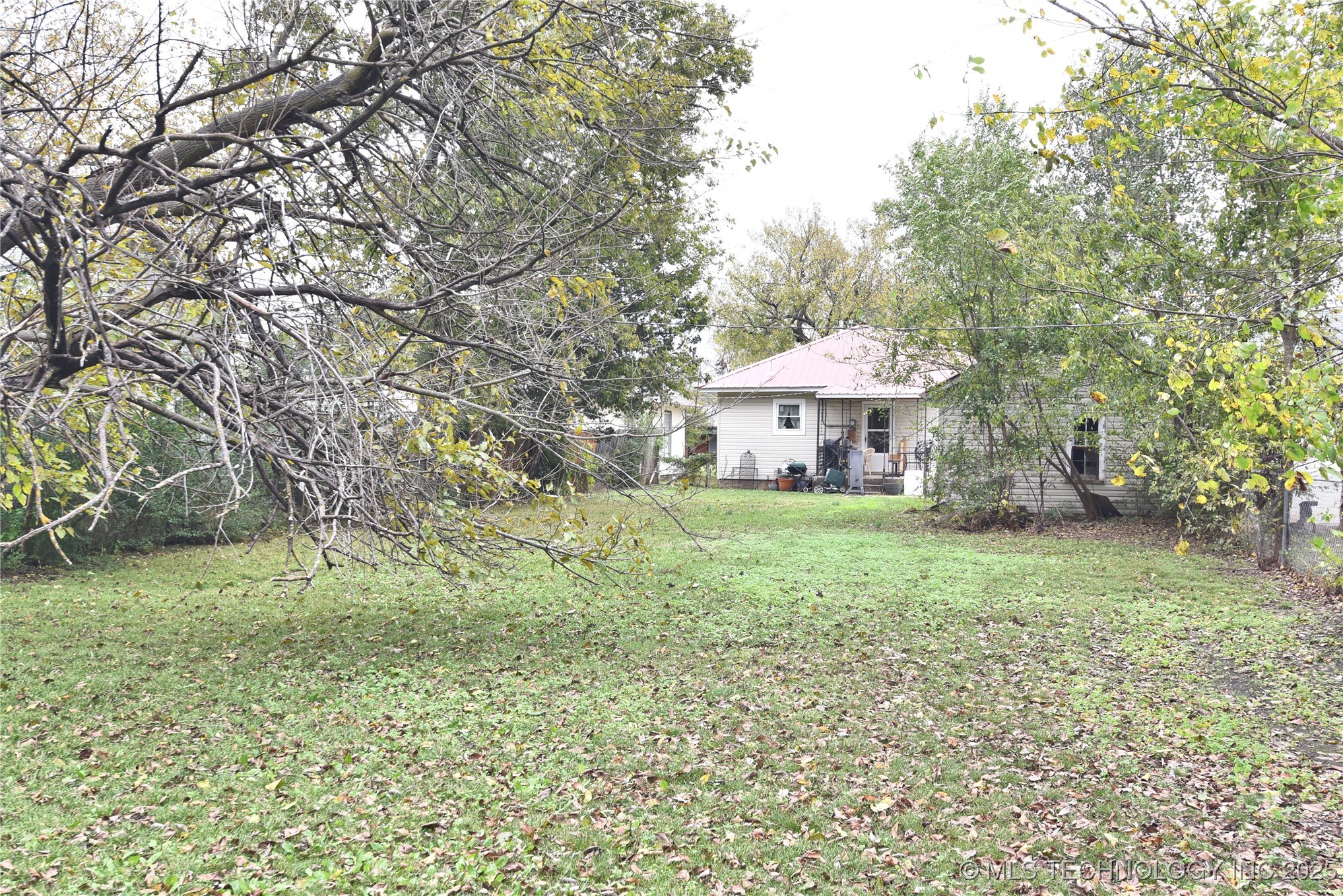 807 S Price Avenue Property Photo 22