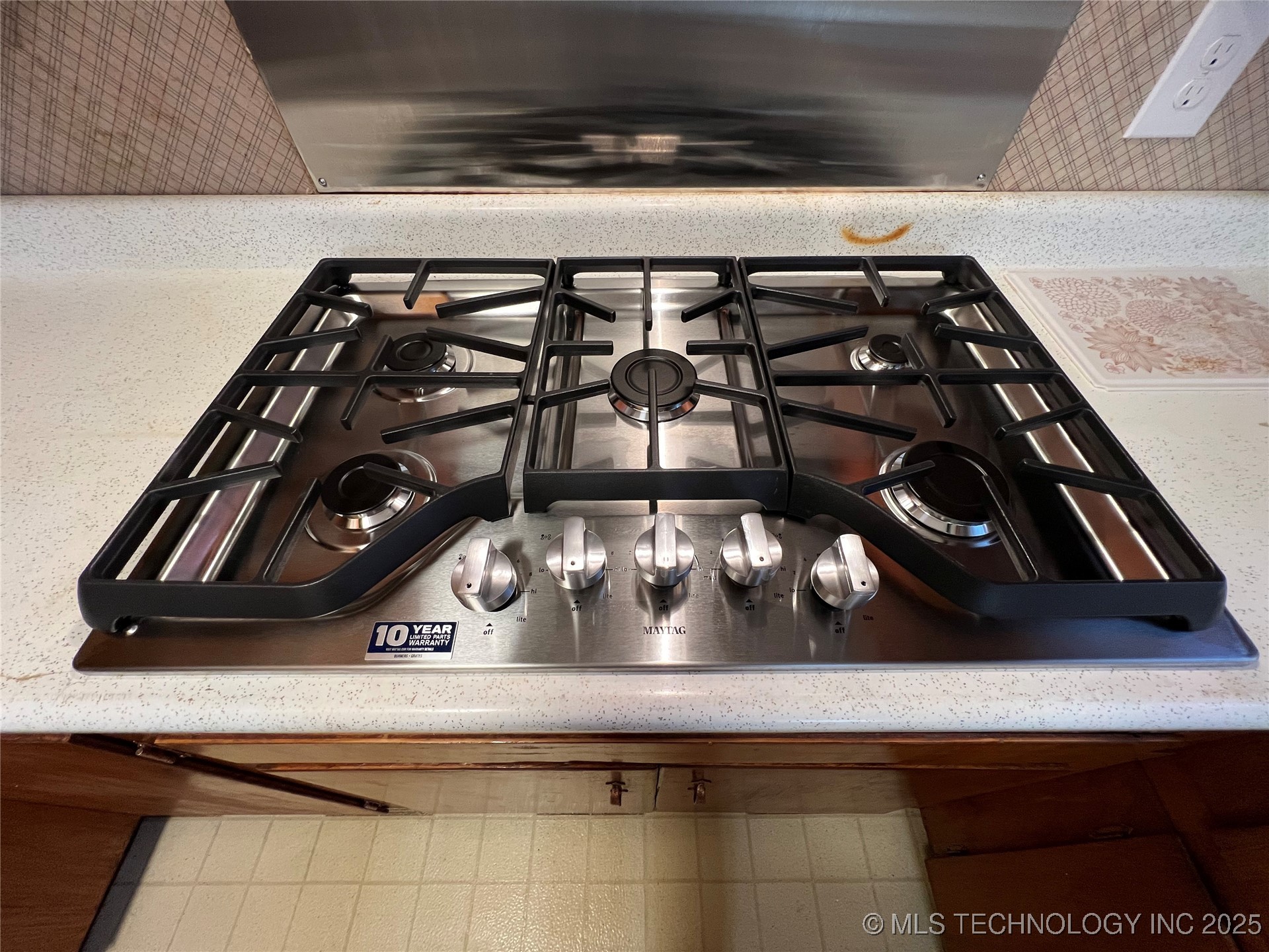 606 N B Avenue Property Photo 7