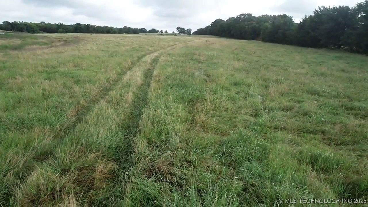 485 Shoe Make Road Property Photo 2