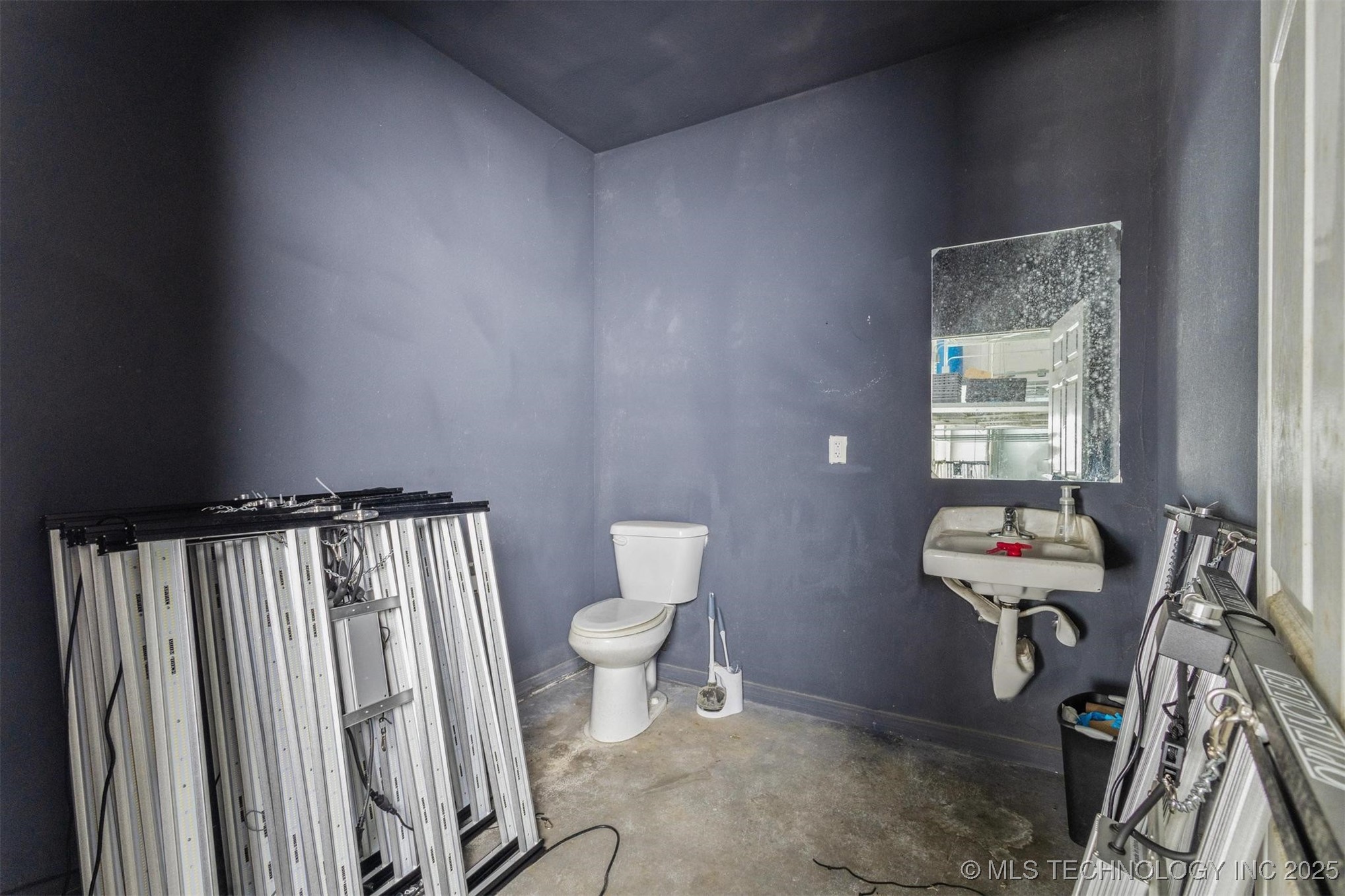 6177 W Us-70 Highway W 1 & 2 Property Photo 37