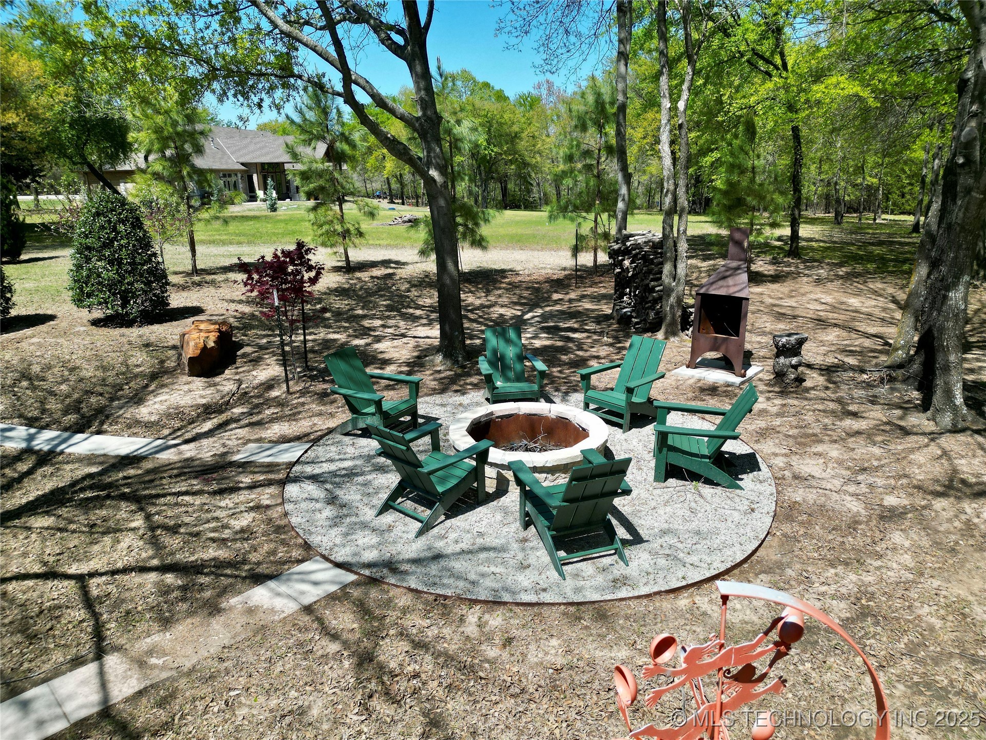 132 Meadowview Property Photo 6