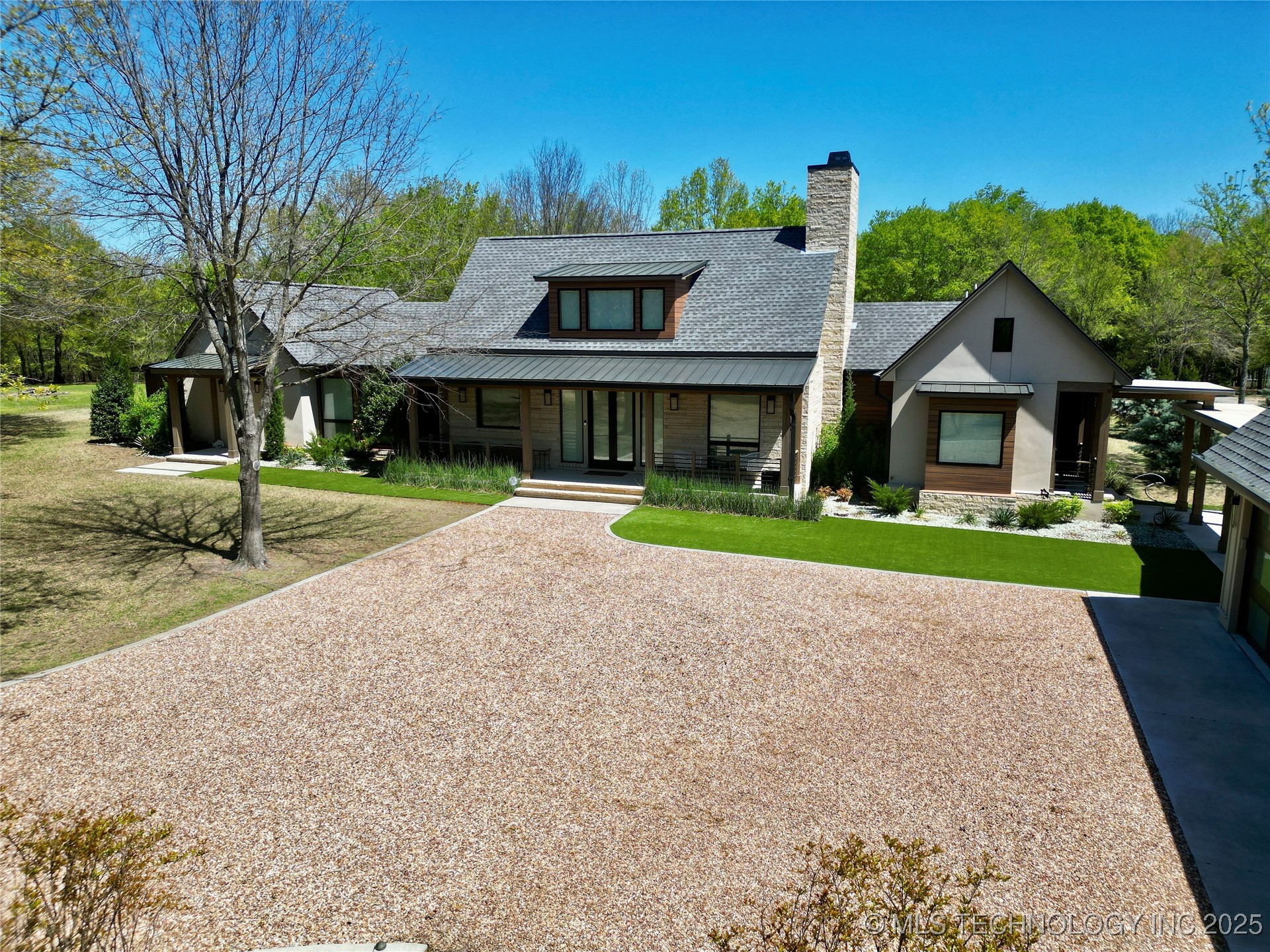 132 Meadowview Property Photo 9