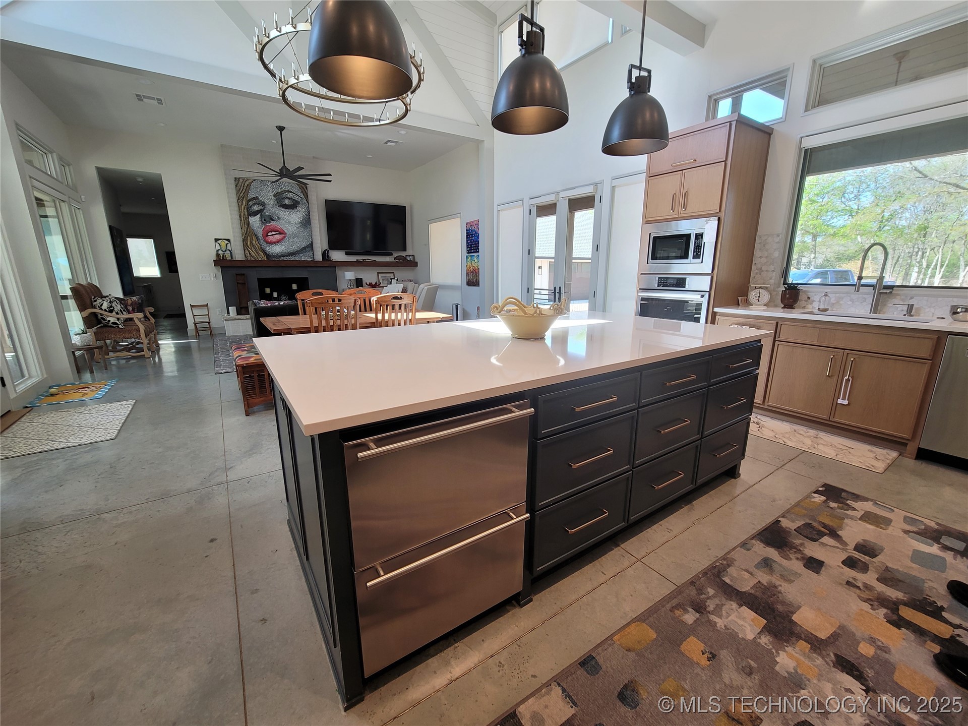 132 Meadowview Property Photo 44