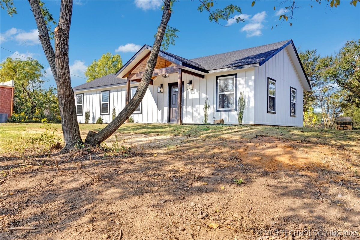 108 Ne 1st Street Property Photo 3