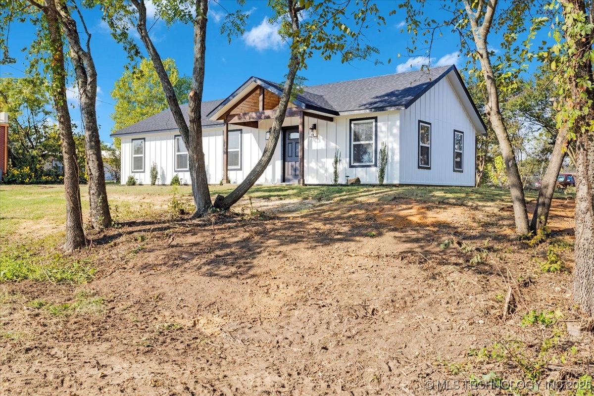 108 Ne 1st Street Property Photo 4