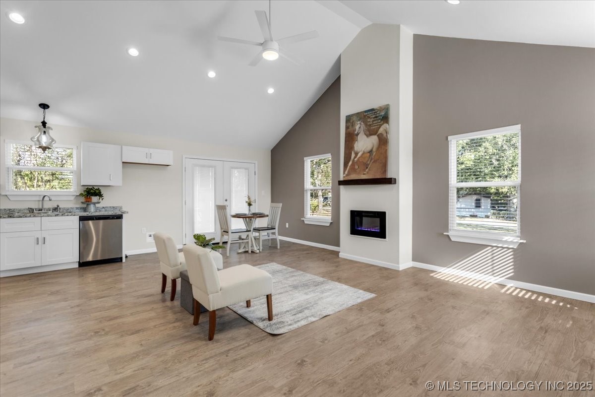 108 Ne 1st Street Property Photo 10