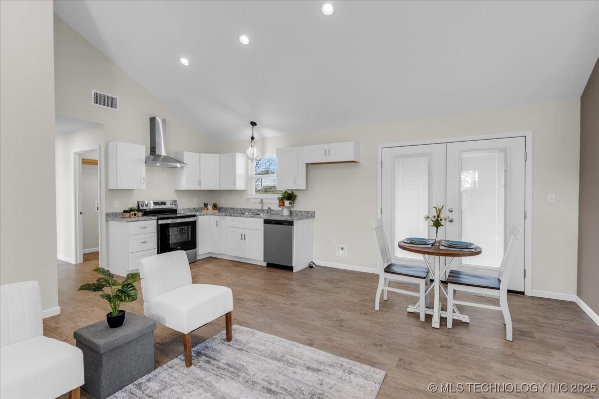 108 Ne 1st Street Property Photo 15