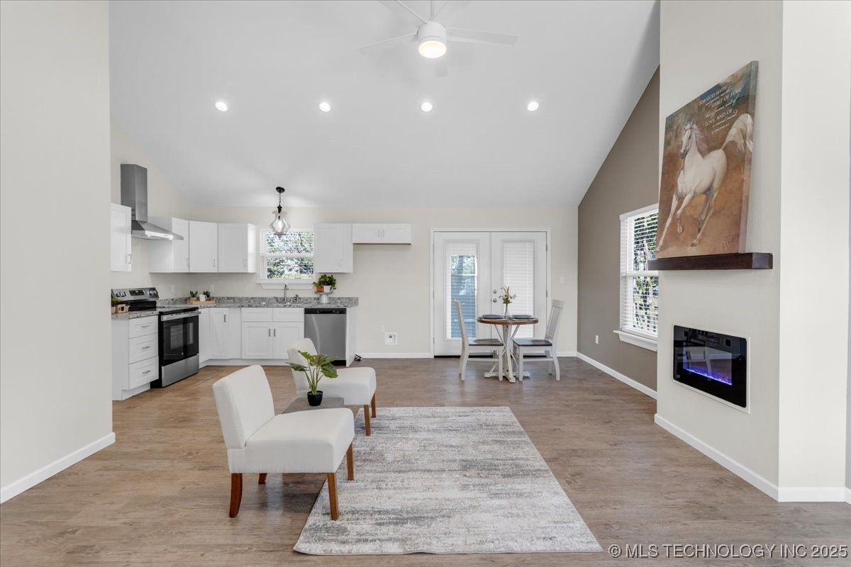 108 Ne 1st Street Property Photo 16