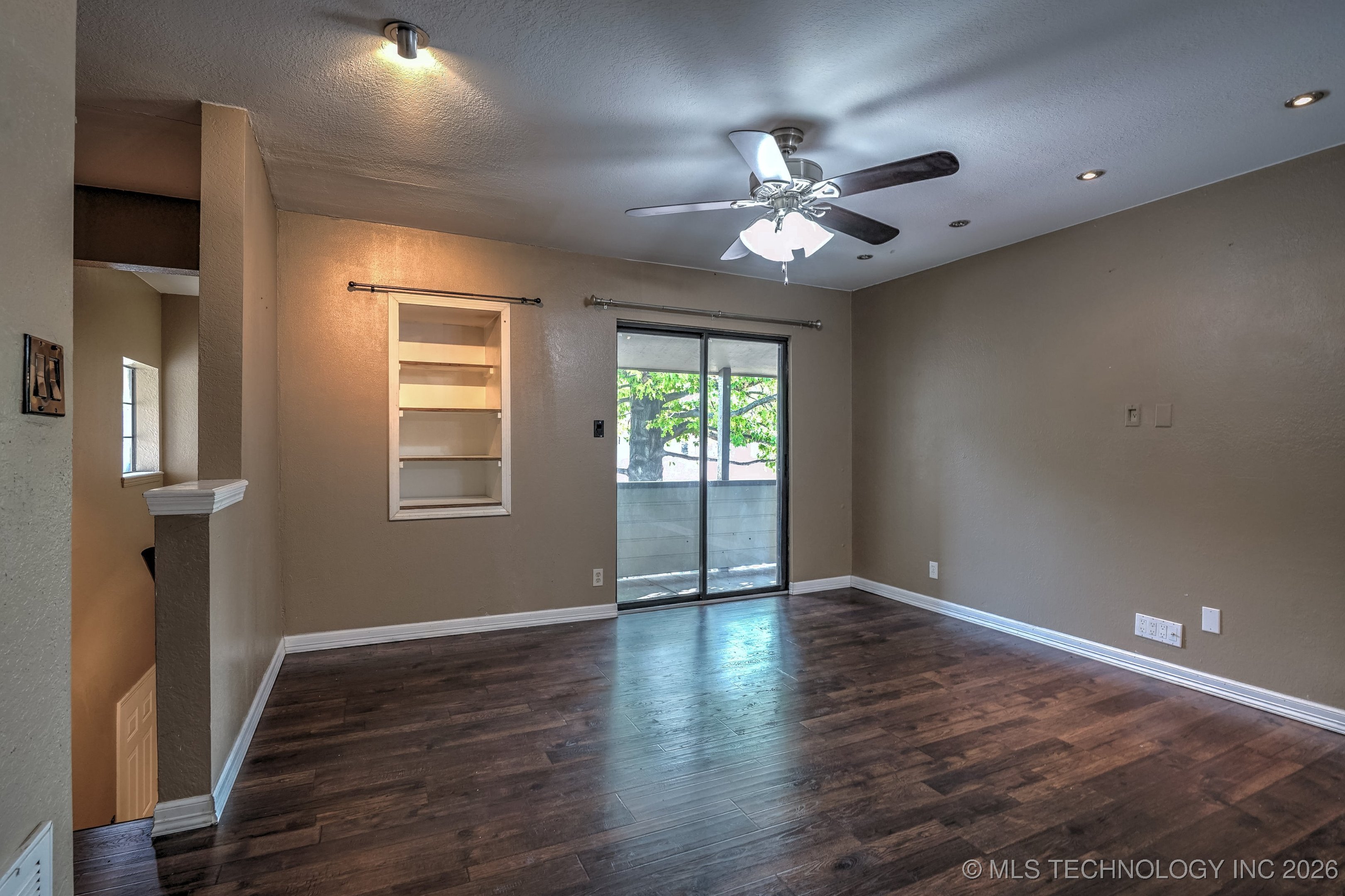 6366 S 80th East Avenue E Property Photo 6