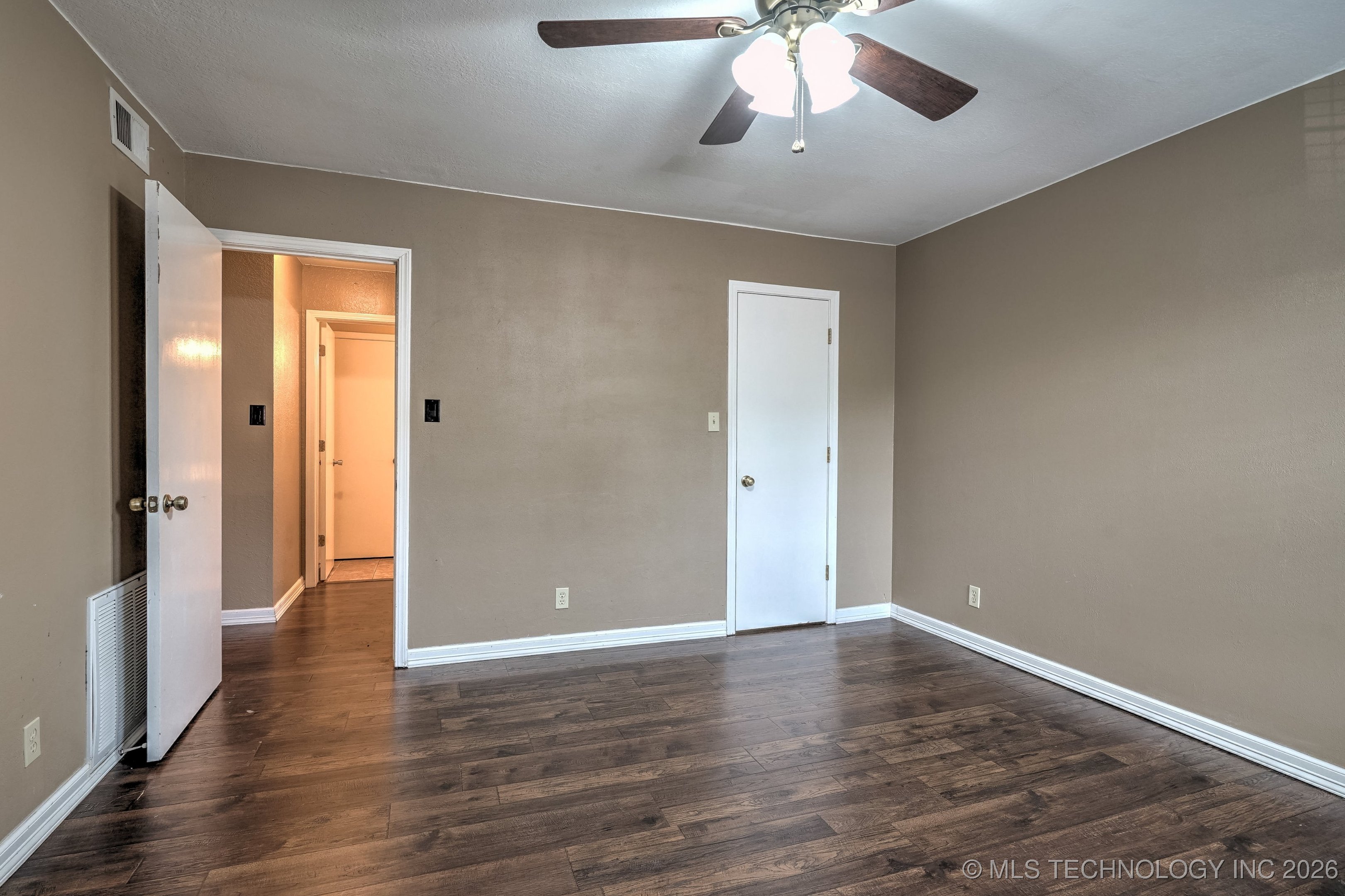 6366 S 80th East Avenue E Property Photo 26