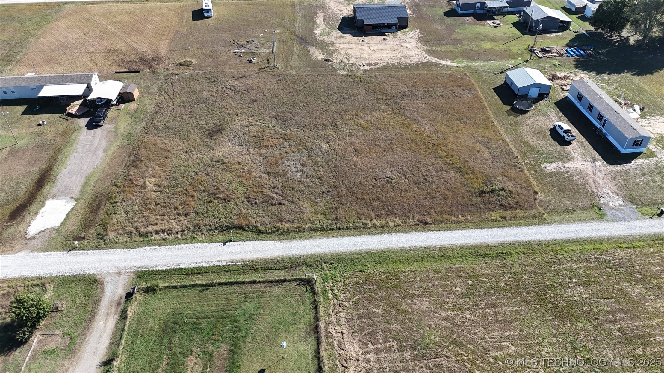 4 4204 Property Photo 2