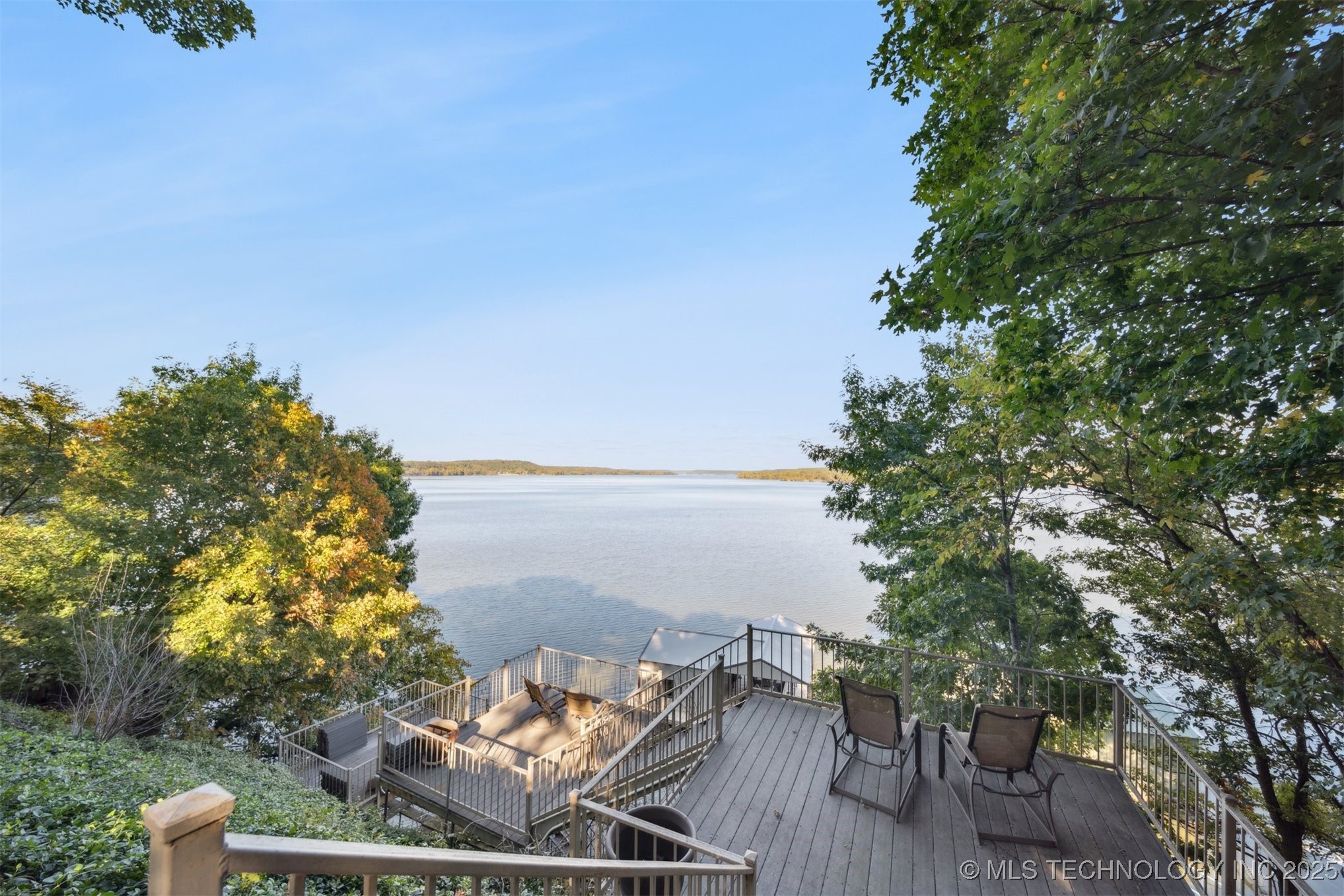 560 N 4395 Property Photo 4