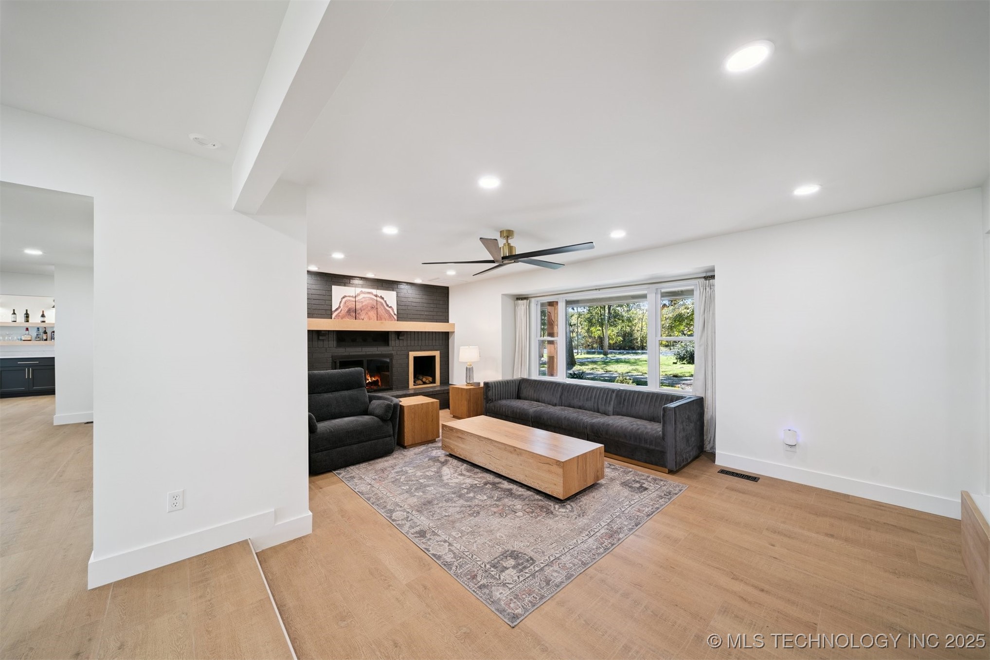 560 N 4395 Property Photo 11