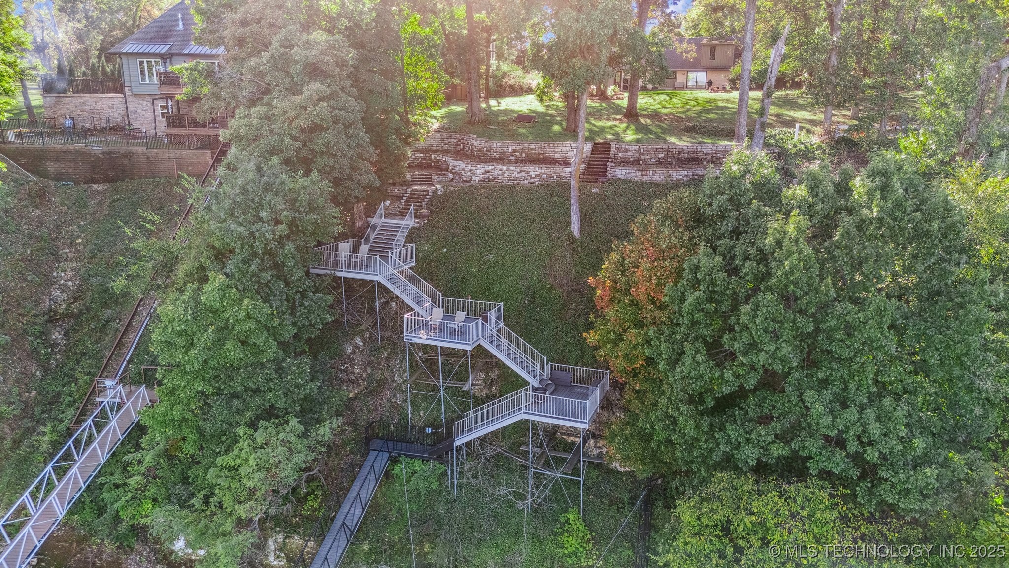 560 N 4395 Property Photo 44